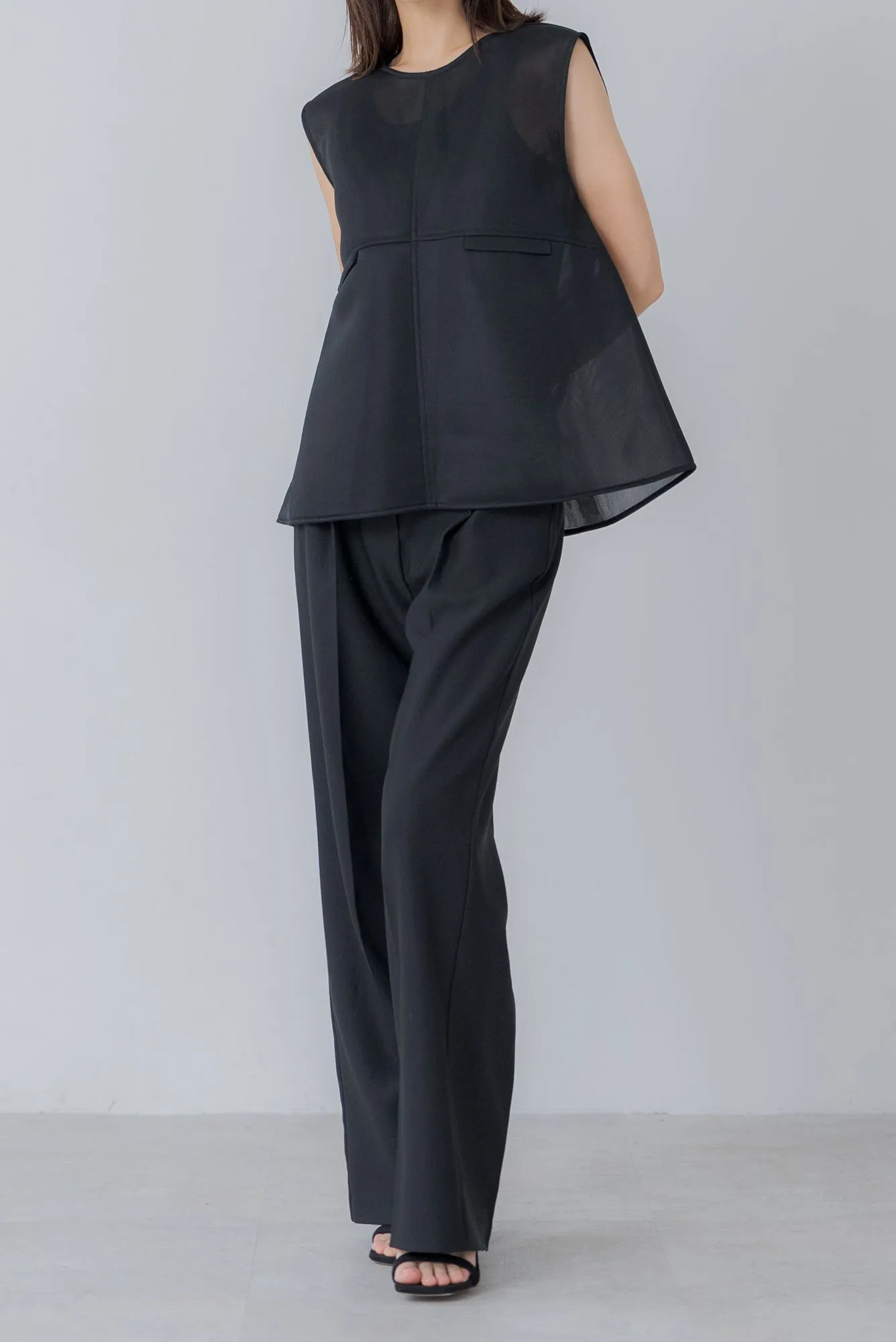 シアーラッセル ノースリトップス｜SHEER RUSSEL NO SLEEVE TOPS