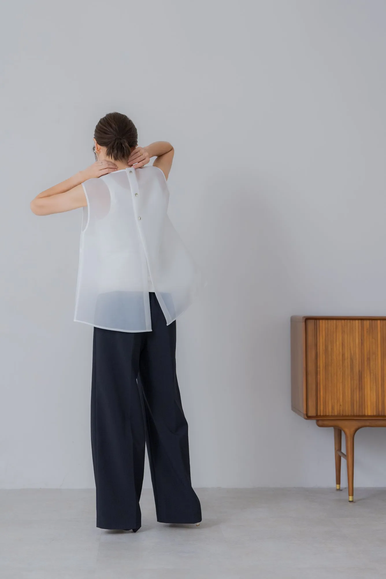 シアーラッセル ノースリトップス｜SHEER RUSSEL NO SLEEVE TOPS