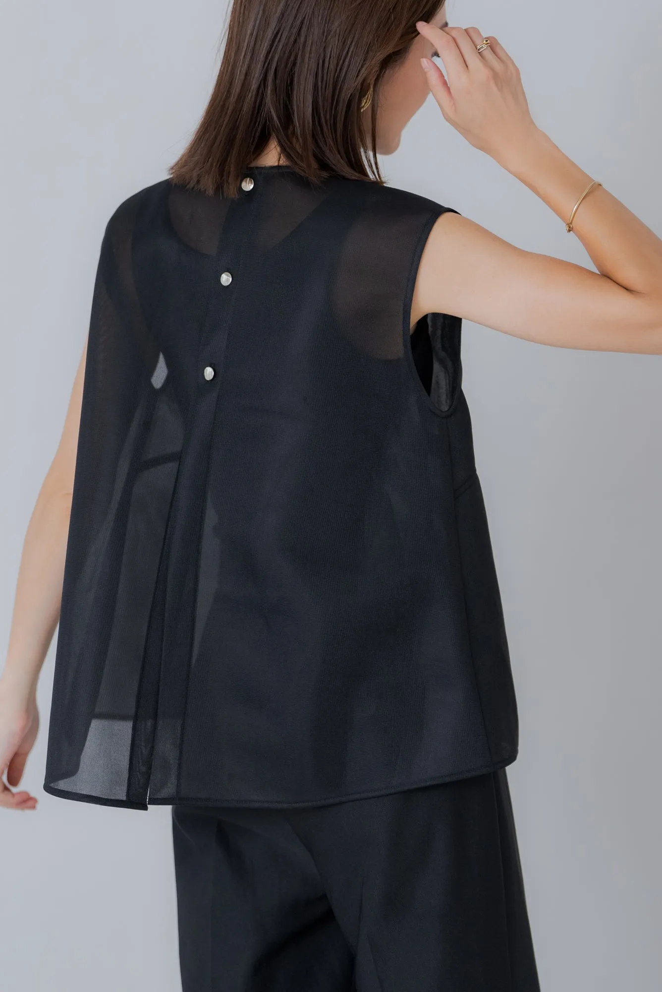 シアーラッセル ノースリトップス｜SHEER RUSSEL NO SLEEVE TOPS