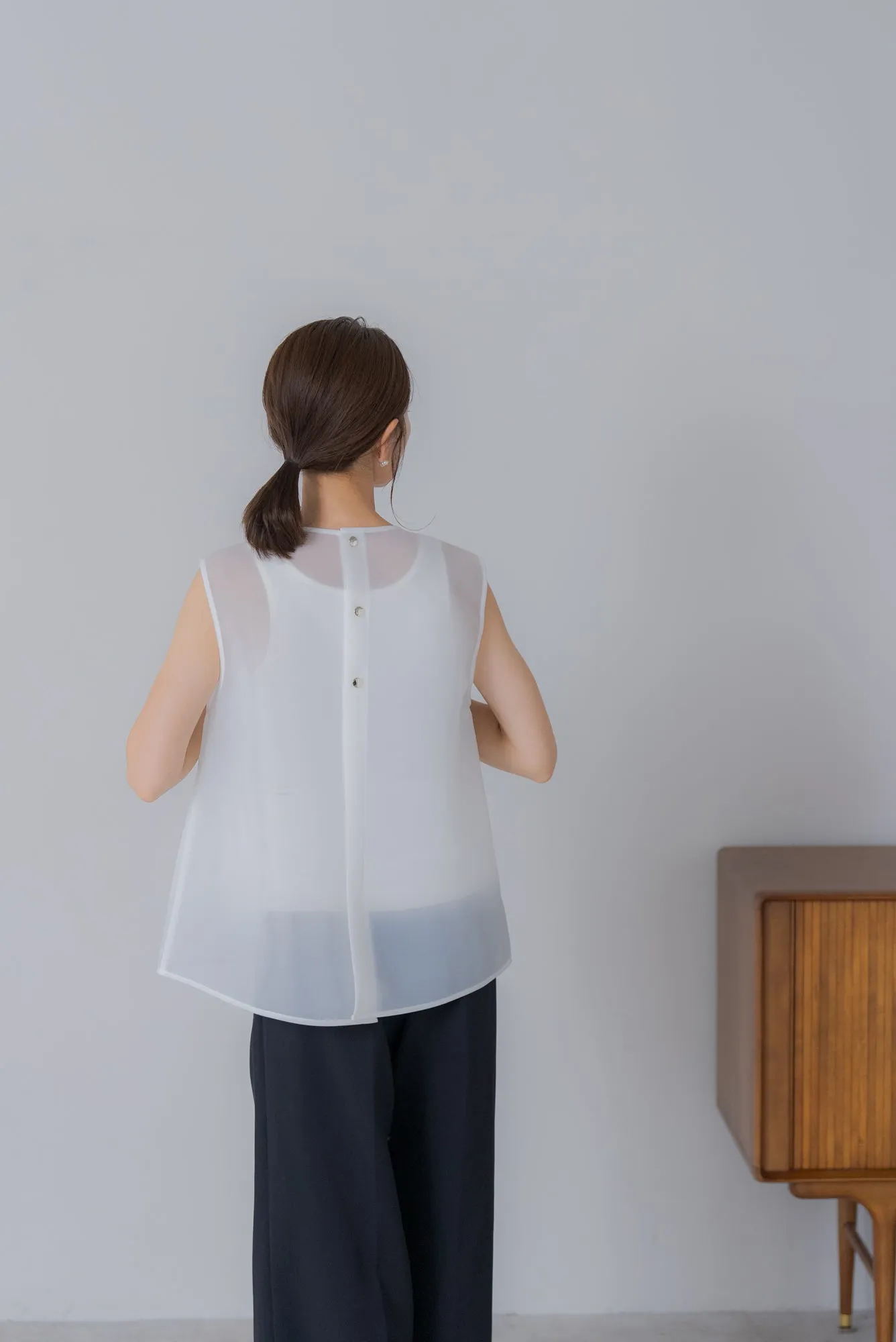 シアーラッセル ノースリトップス｜SHEER RUSSEL NO SLEEVE TOPS