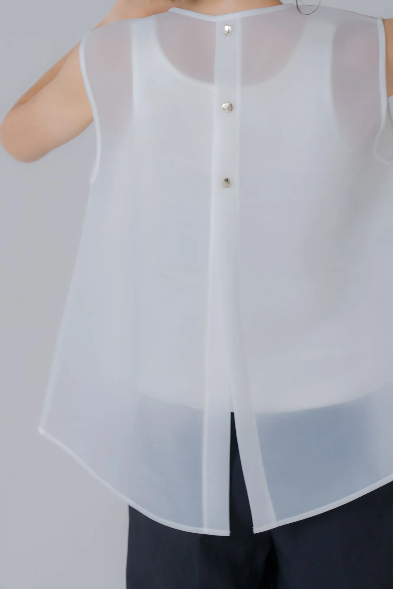 シアーラッセル ノースリトップス｜SHEER RUSSEL NO SLEEVE TOPS