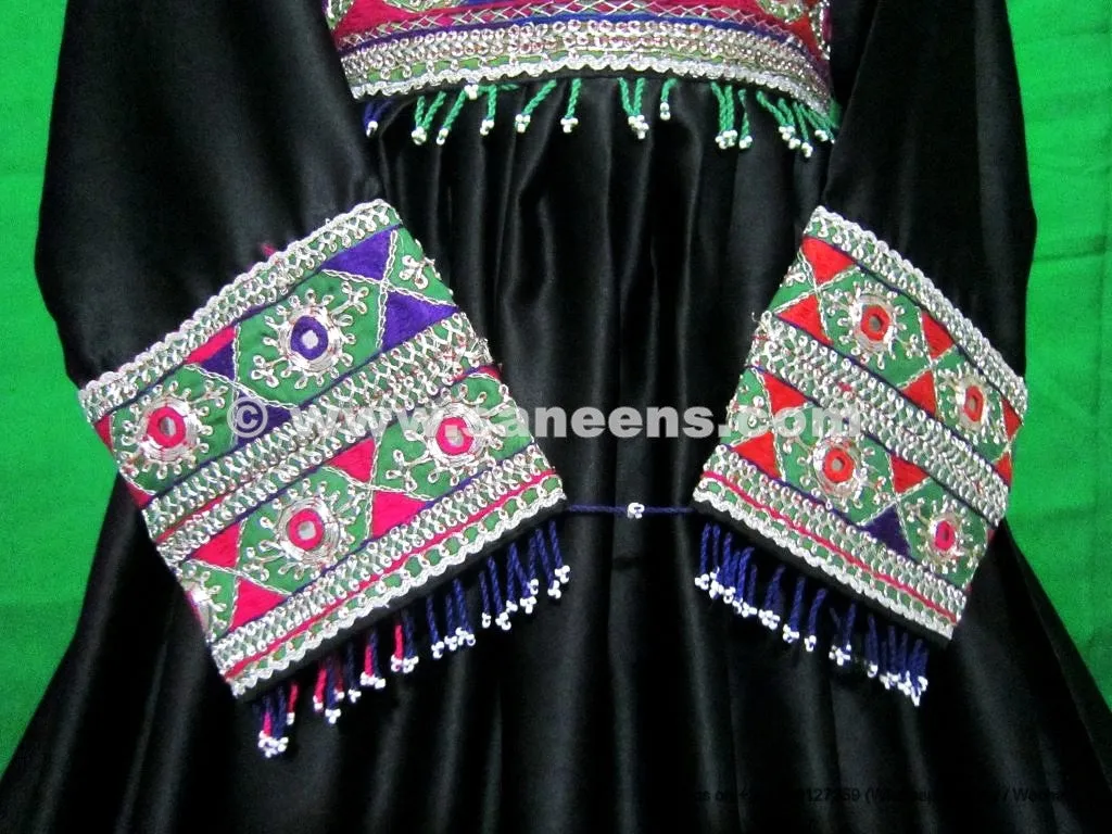 Afghan Bridle Black Dress & Green Dupatta