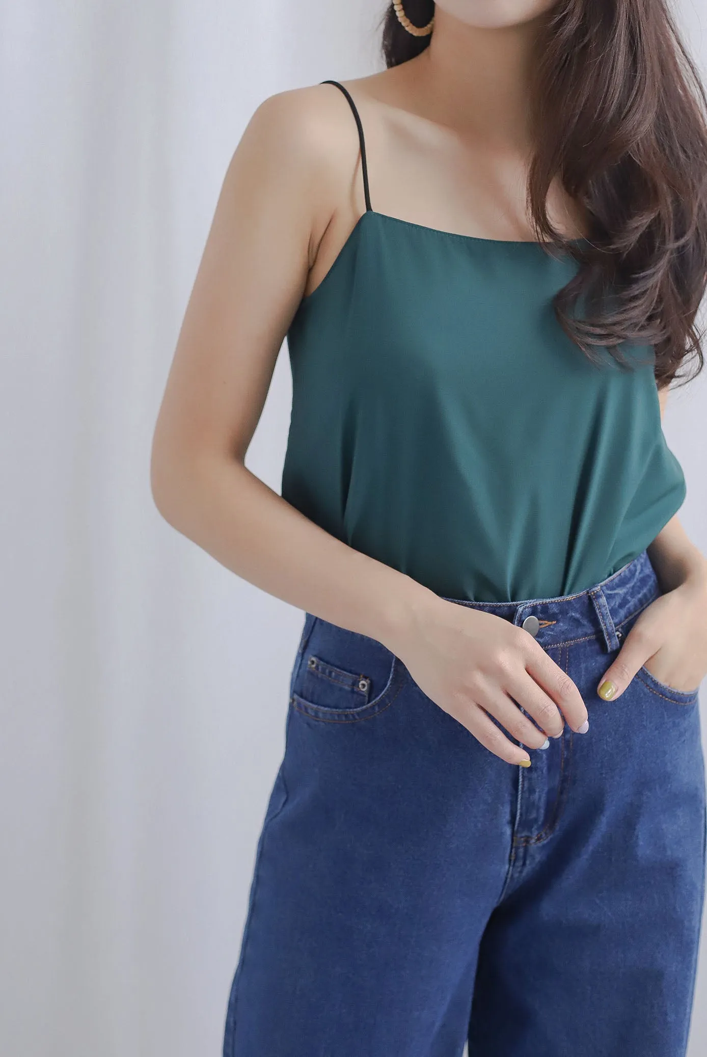 Ailee Reversible Sateen Spaghetti Top In Black/Forest Green