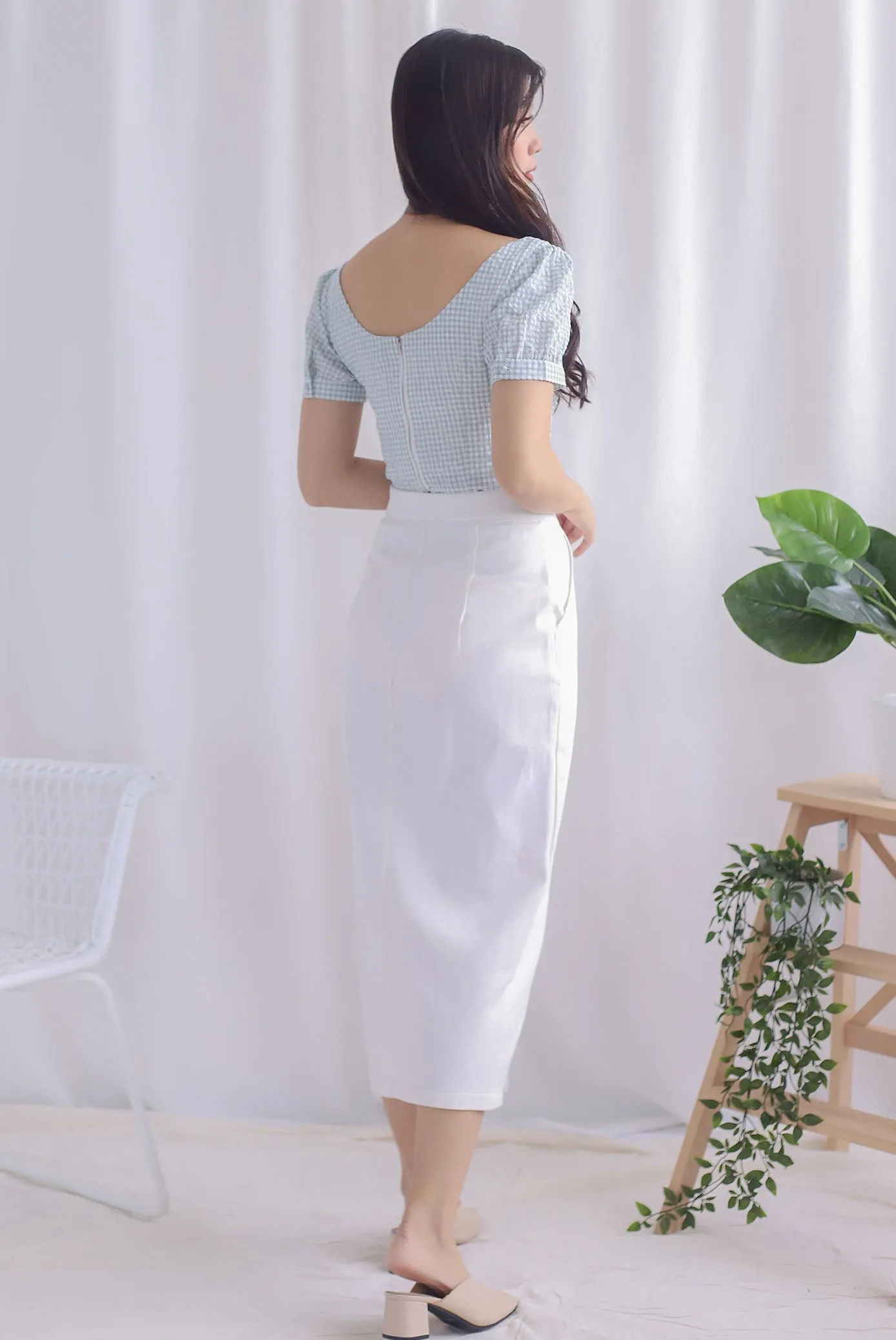 Britta Bustier Buttons Crop Top In Sage Plaids