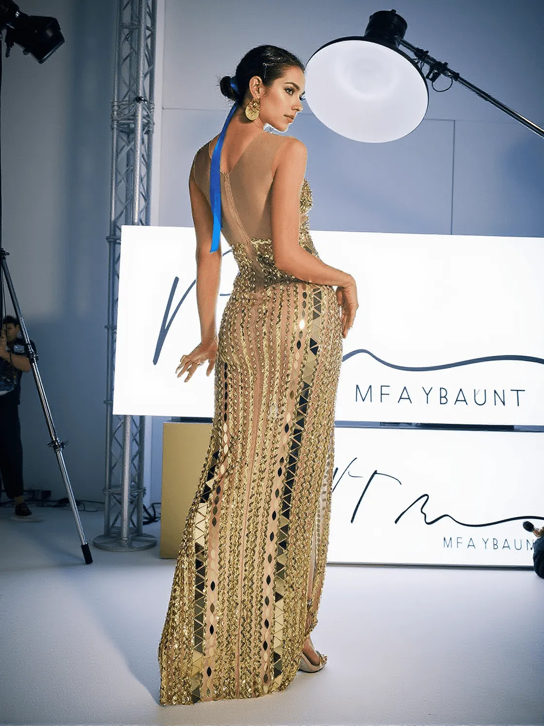 Brycen Scoop Neck Acrylic Split Maxi Dress