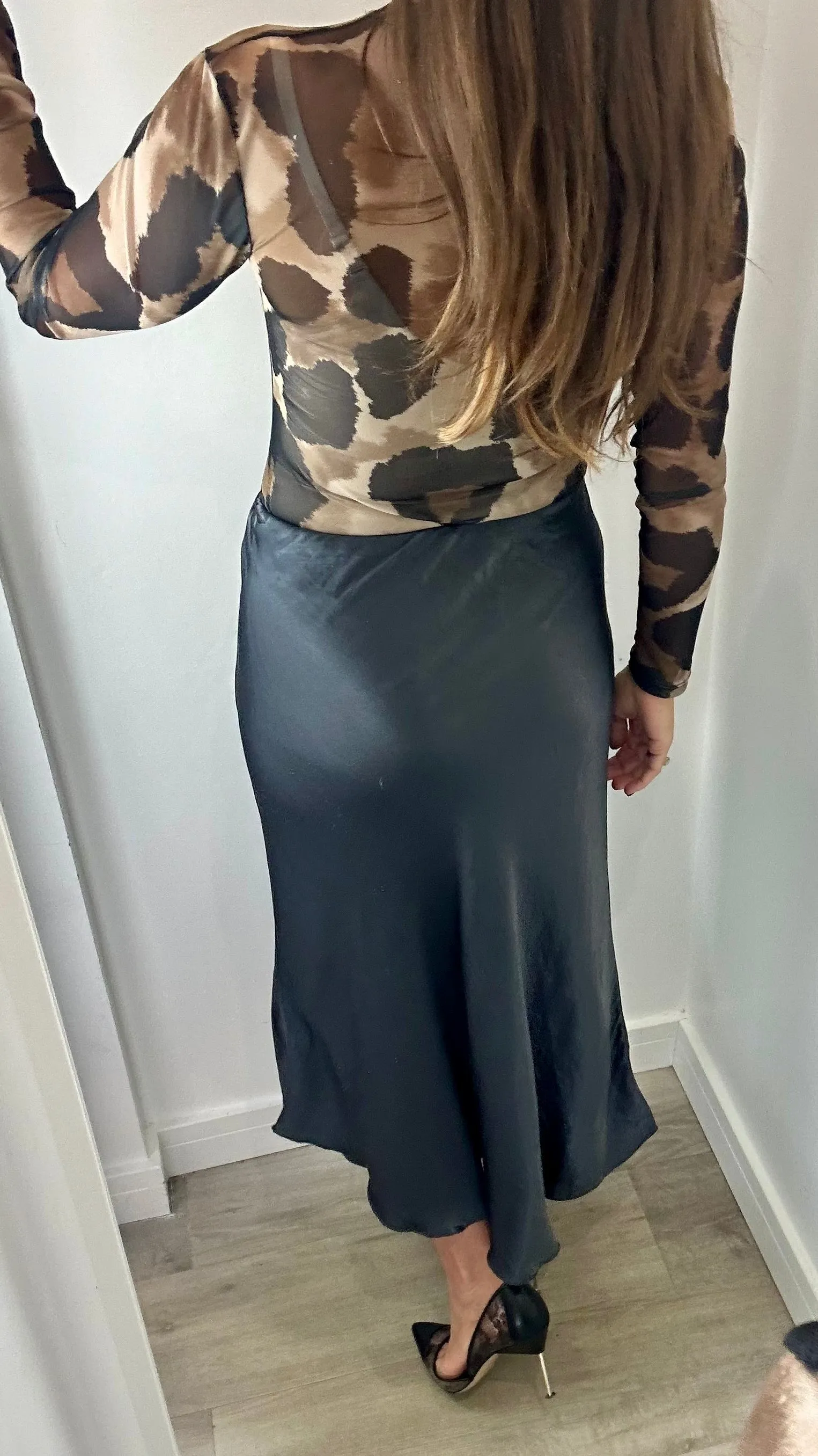 CHARCOAL SATIN SKIRT