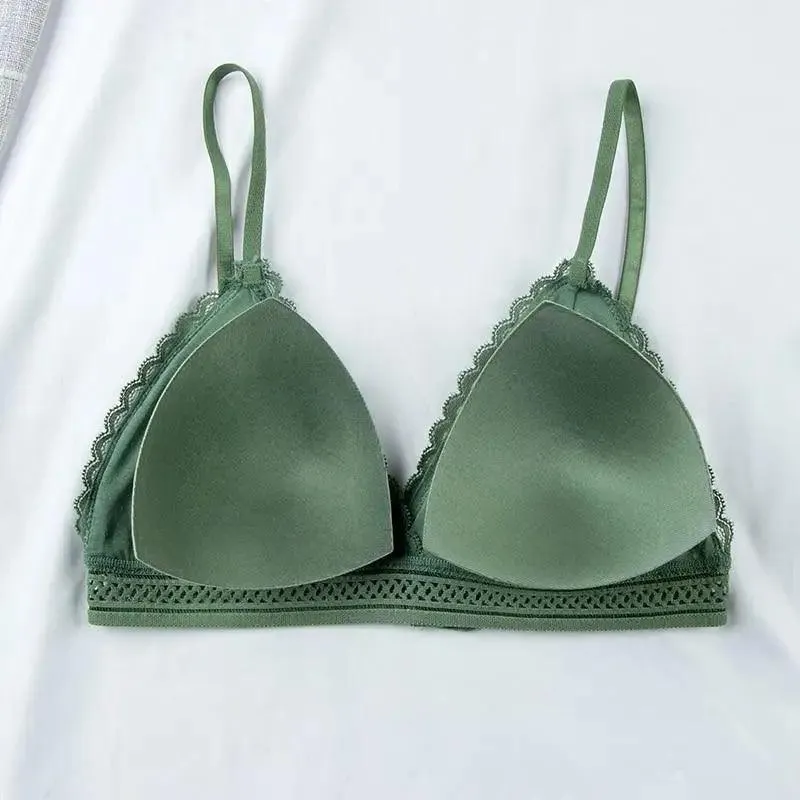 Charming Floral Lace Bra Top For Women Push Up Female Lingerie breathable Bralette Removable Pad Thin Fashion New Wireless Bras
