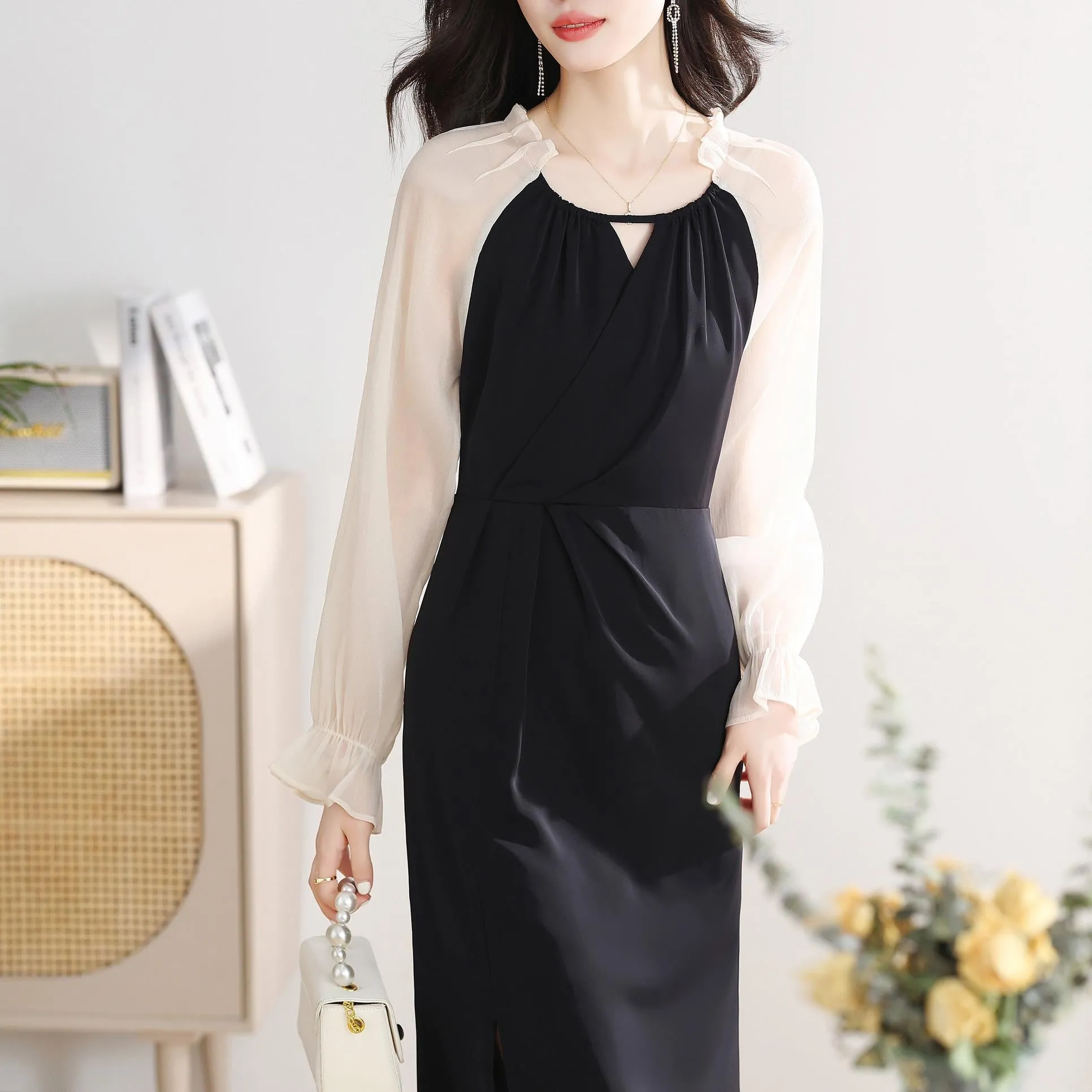 Chic French Style Dress with Slim Fit and Split Hem