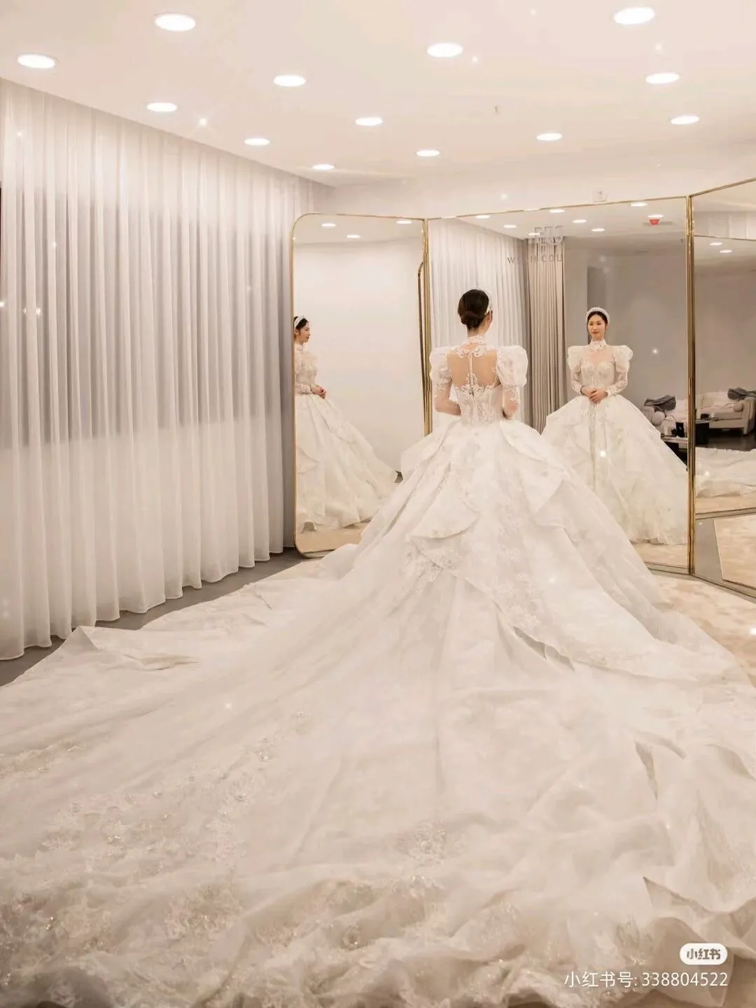 Crystal Beads Wedding Dresses  Bridal Gown