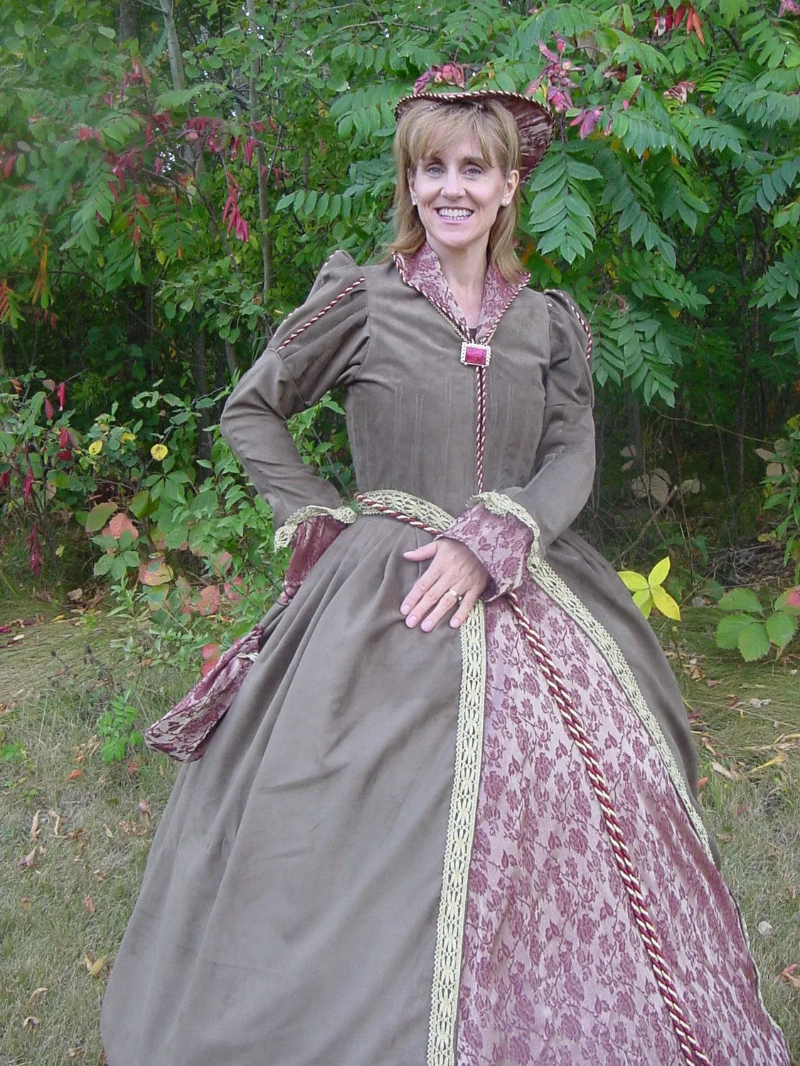 CUSTOM Tudor Court Renaissance High Collared Riding Dress Outfit Costume- 4 pieces include 2 skirts, jacket and hat