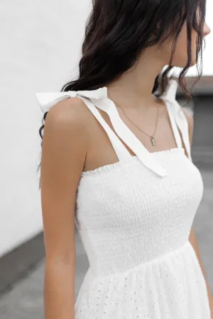 Day dreaming eyelet midi