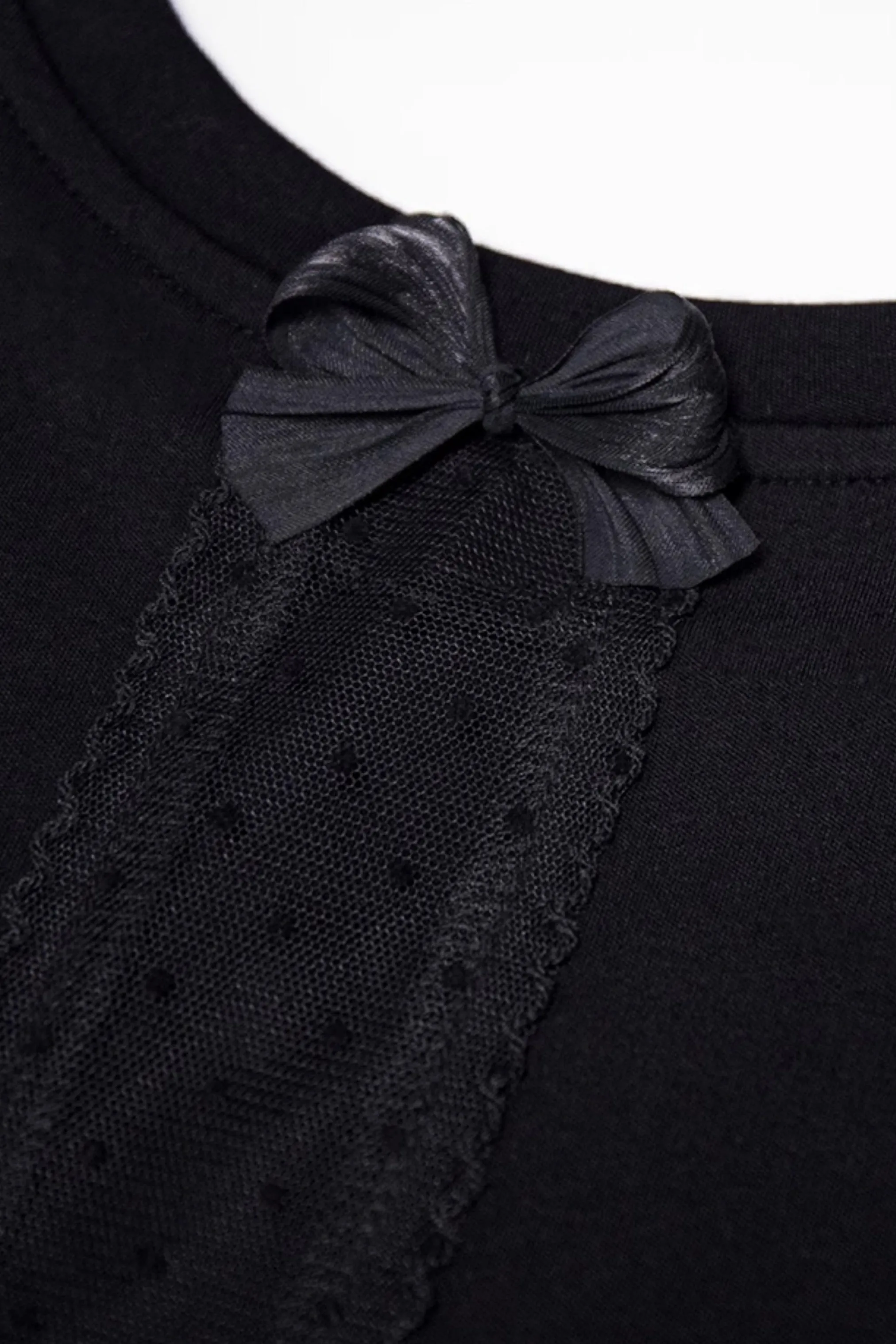 Dot Back Peekaboo Tee