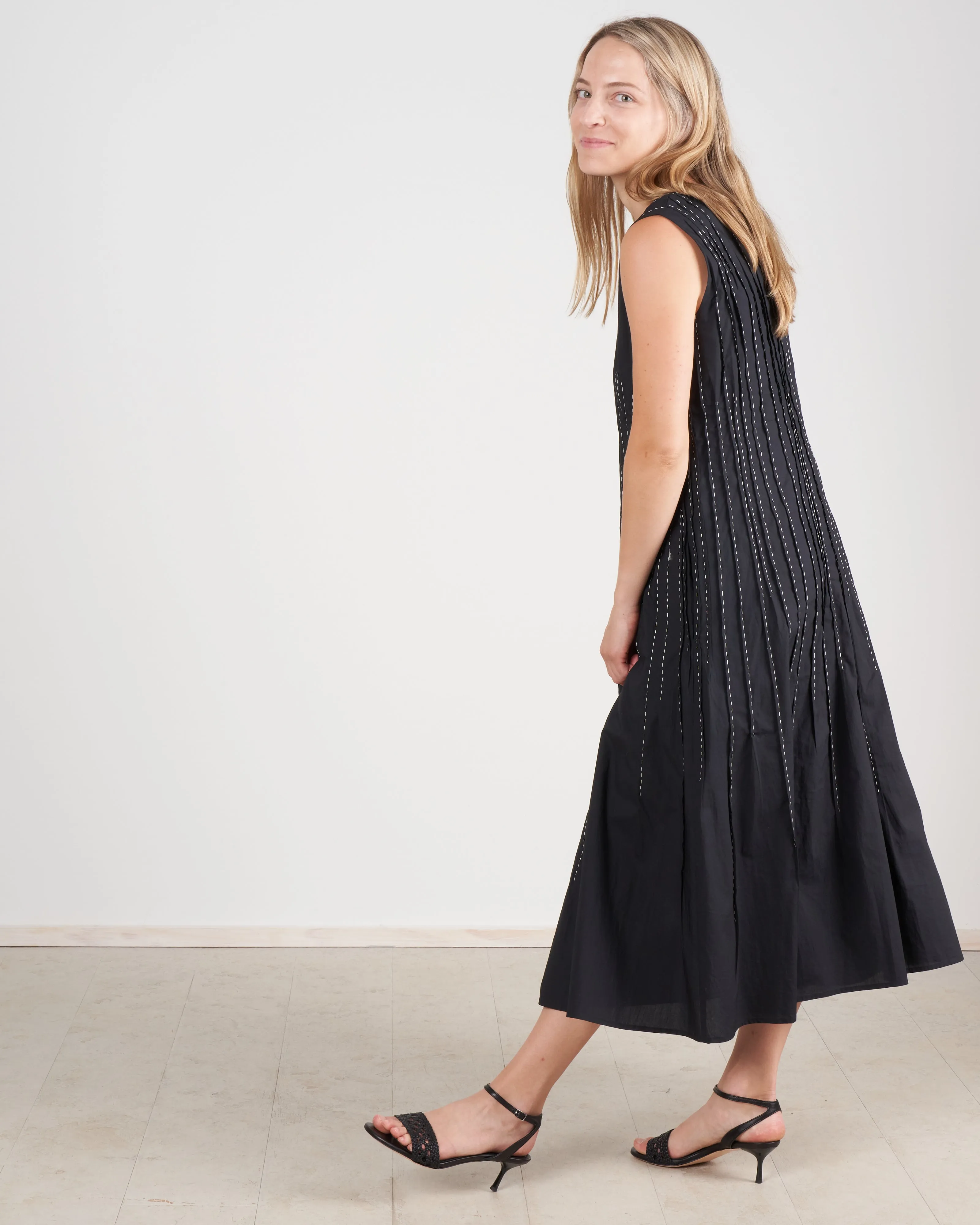 eaton dress - black/ivory embroidery