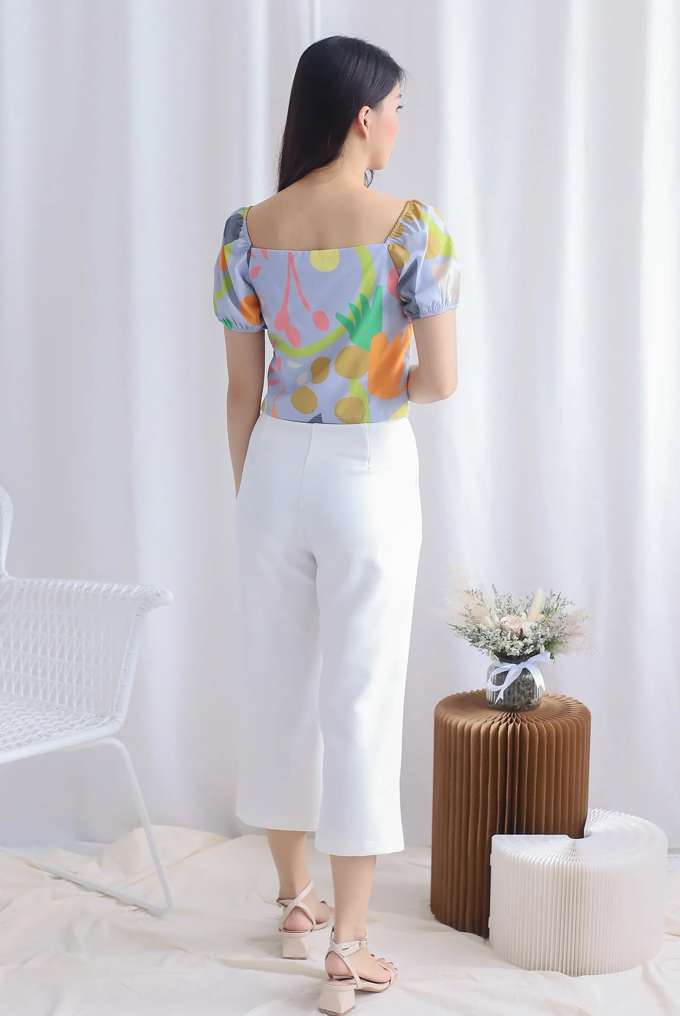 Ellerie Abstract Puffy Sleeve Top In Blue