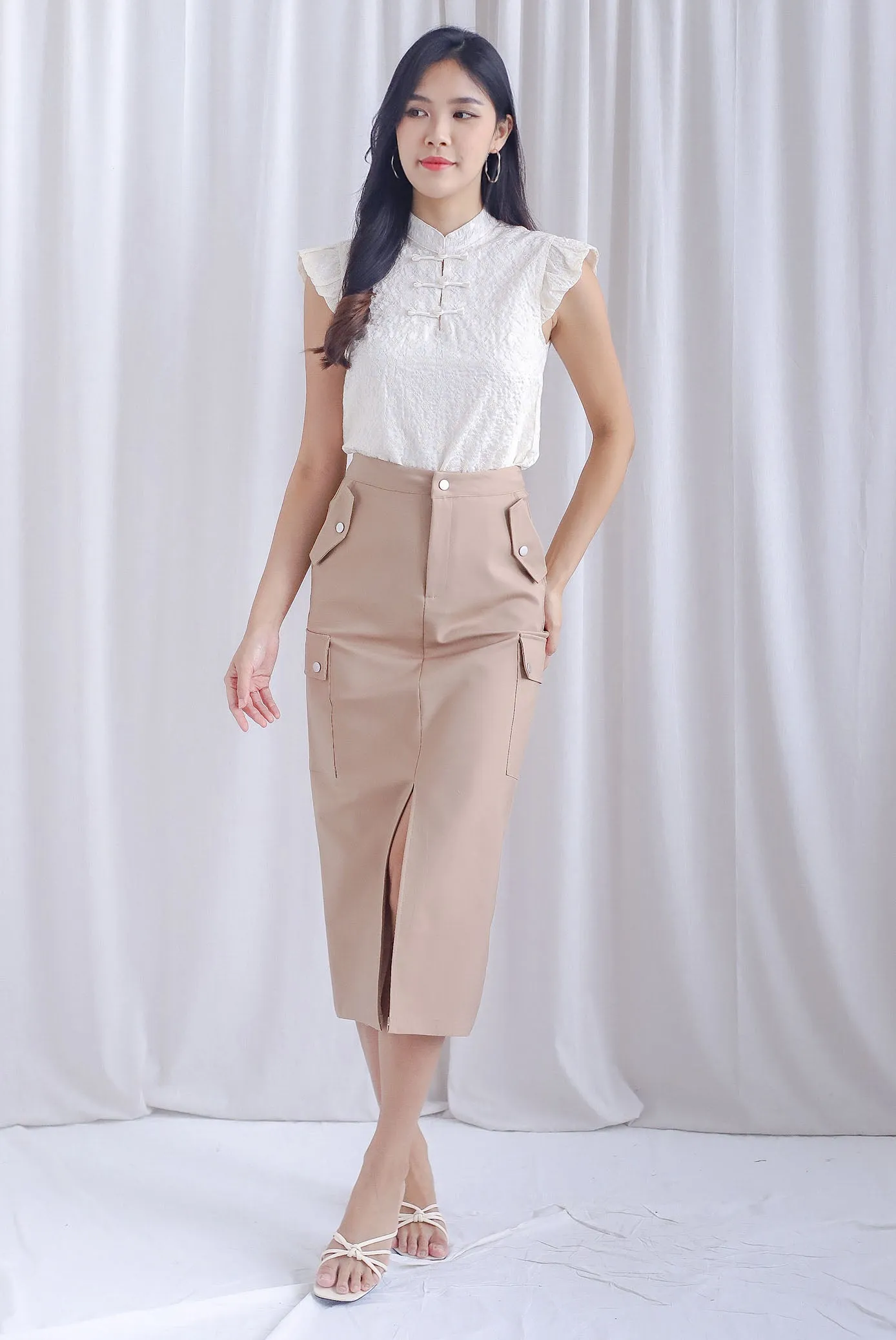Fang Embro Flutter Sleeve Cheongsam Top In Cream