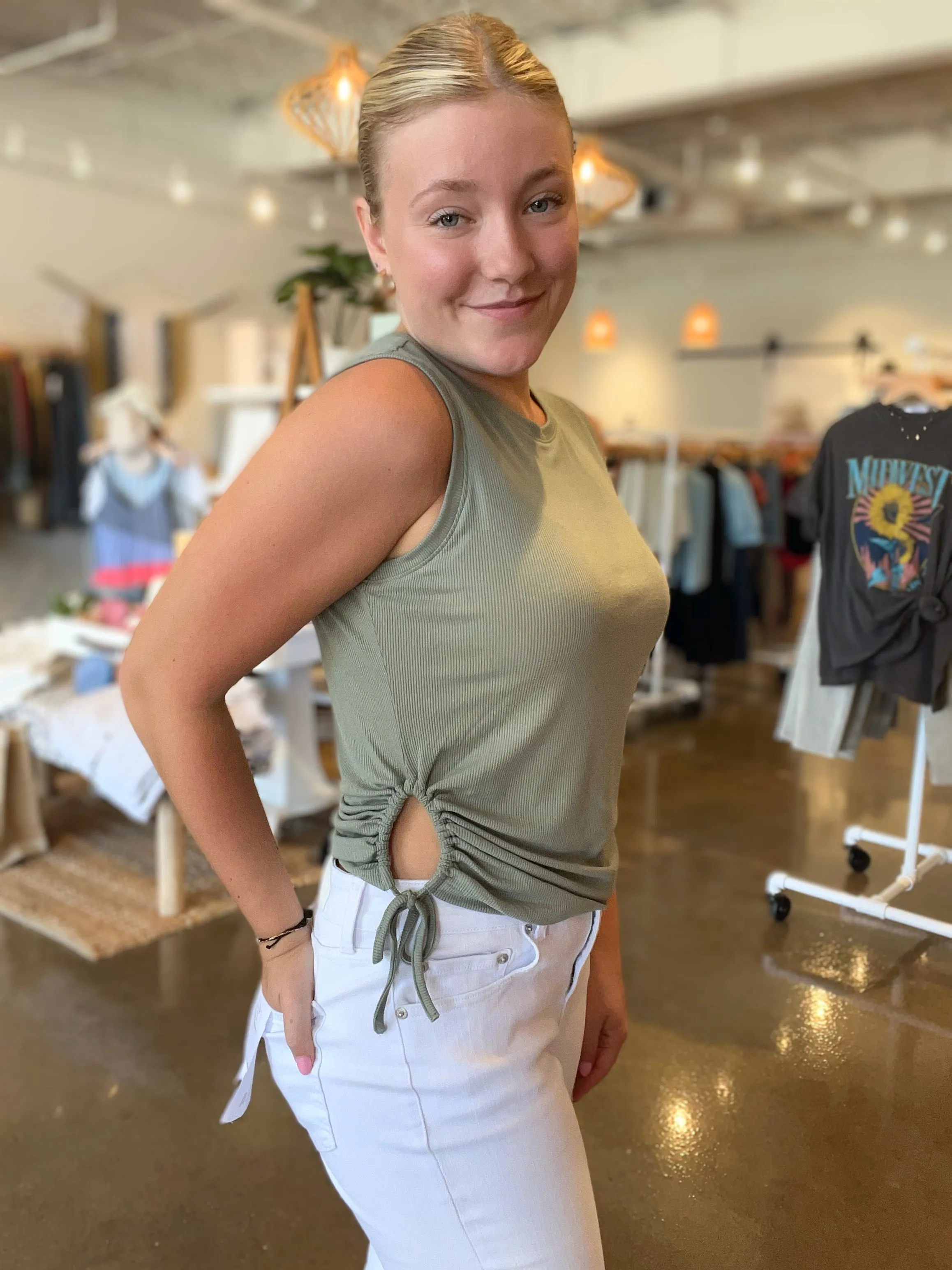 Fleur Tank