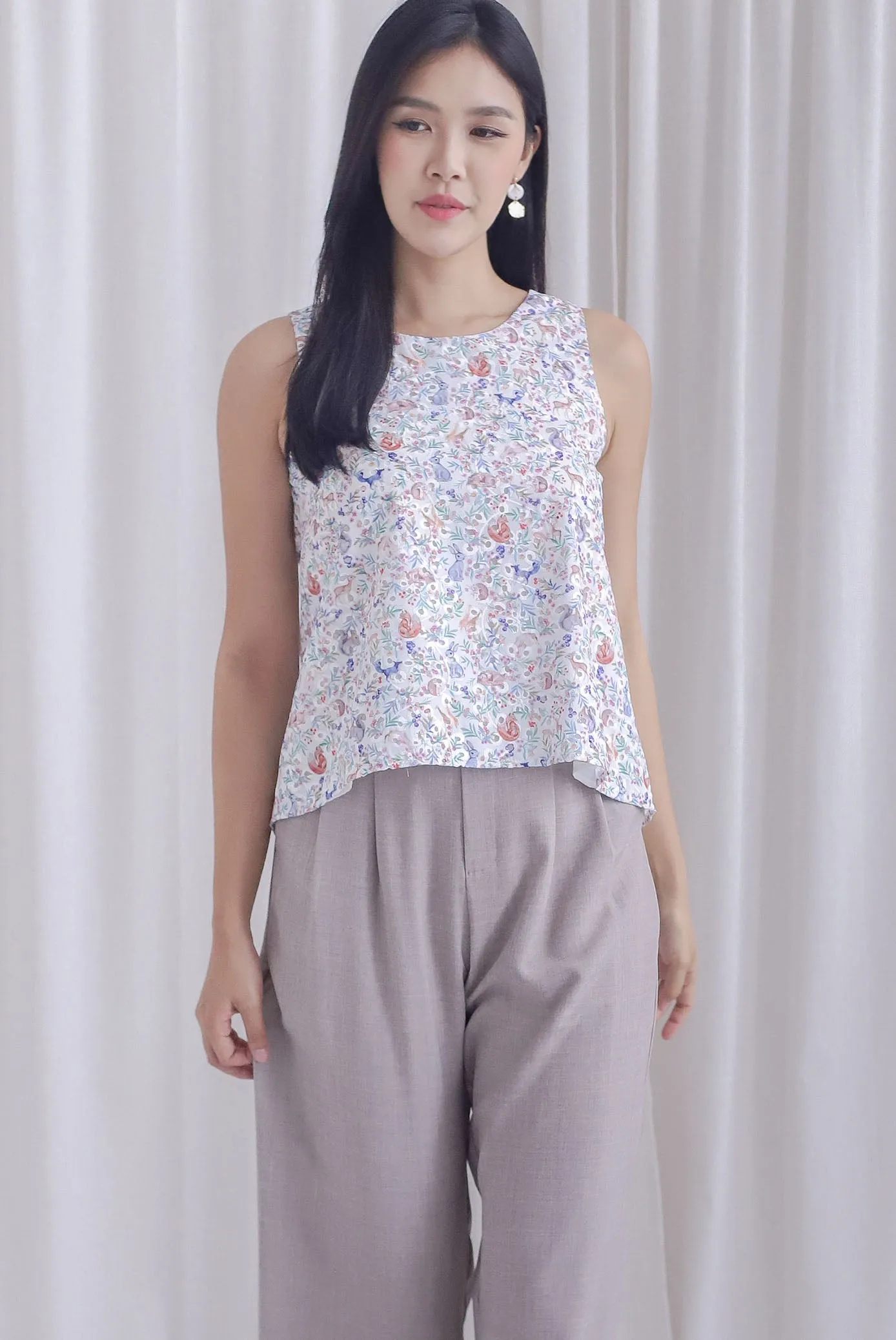 Forest Animals Eyelet Hi Lo Top In White