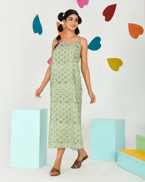 Green Sleeveless Mid Length  Dress