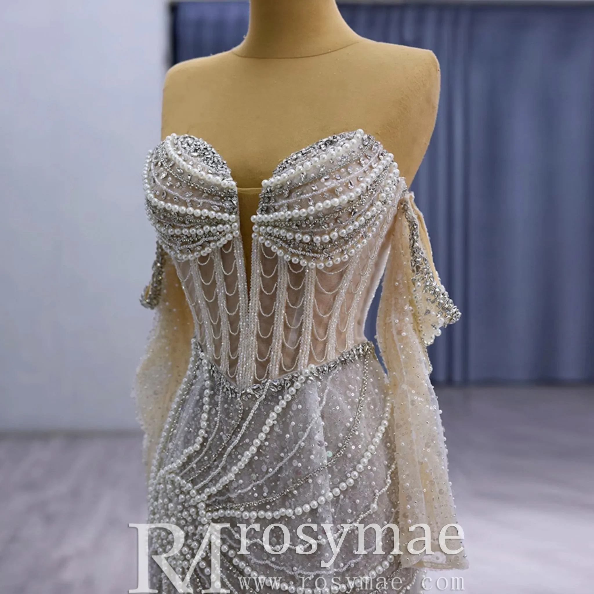 High-end Pearls Mermaid Wedding Dress with Detachable Sleeve