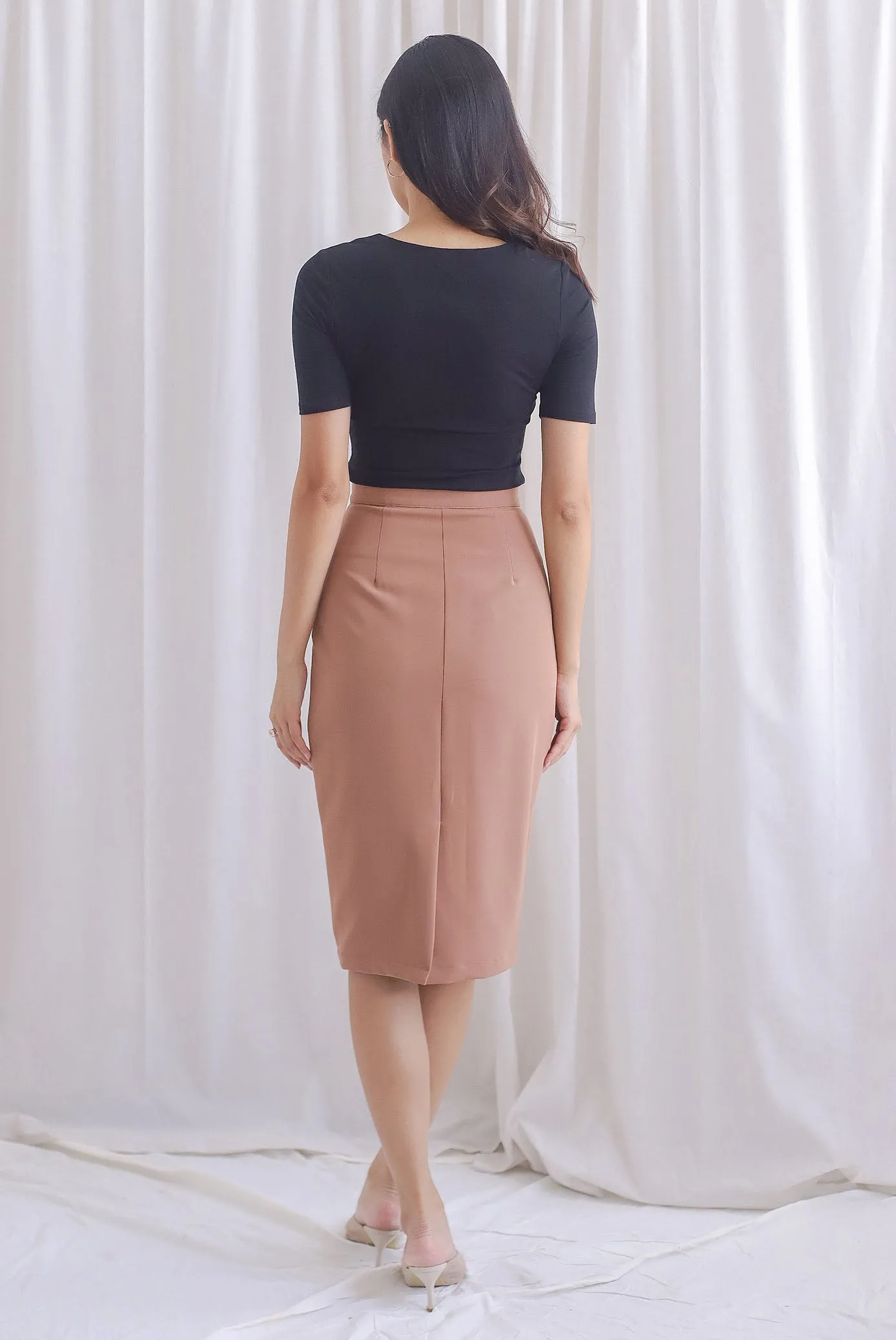 Junie Trapeze Neckline Tee In Black