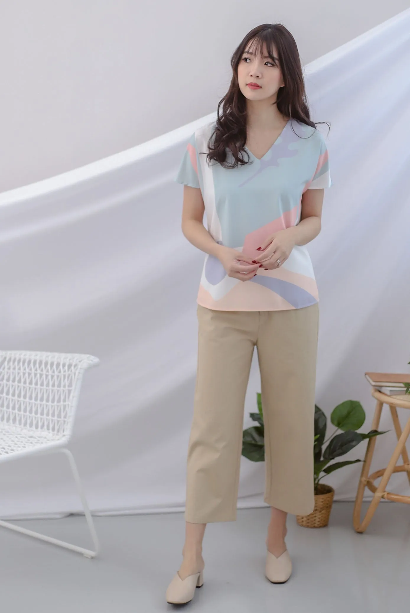 Karla Abstract Sleeved Top In Pastel