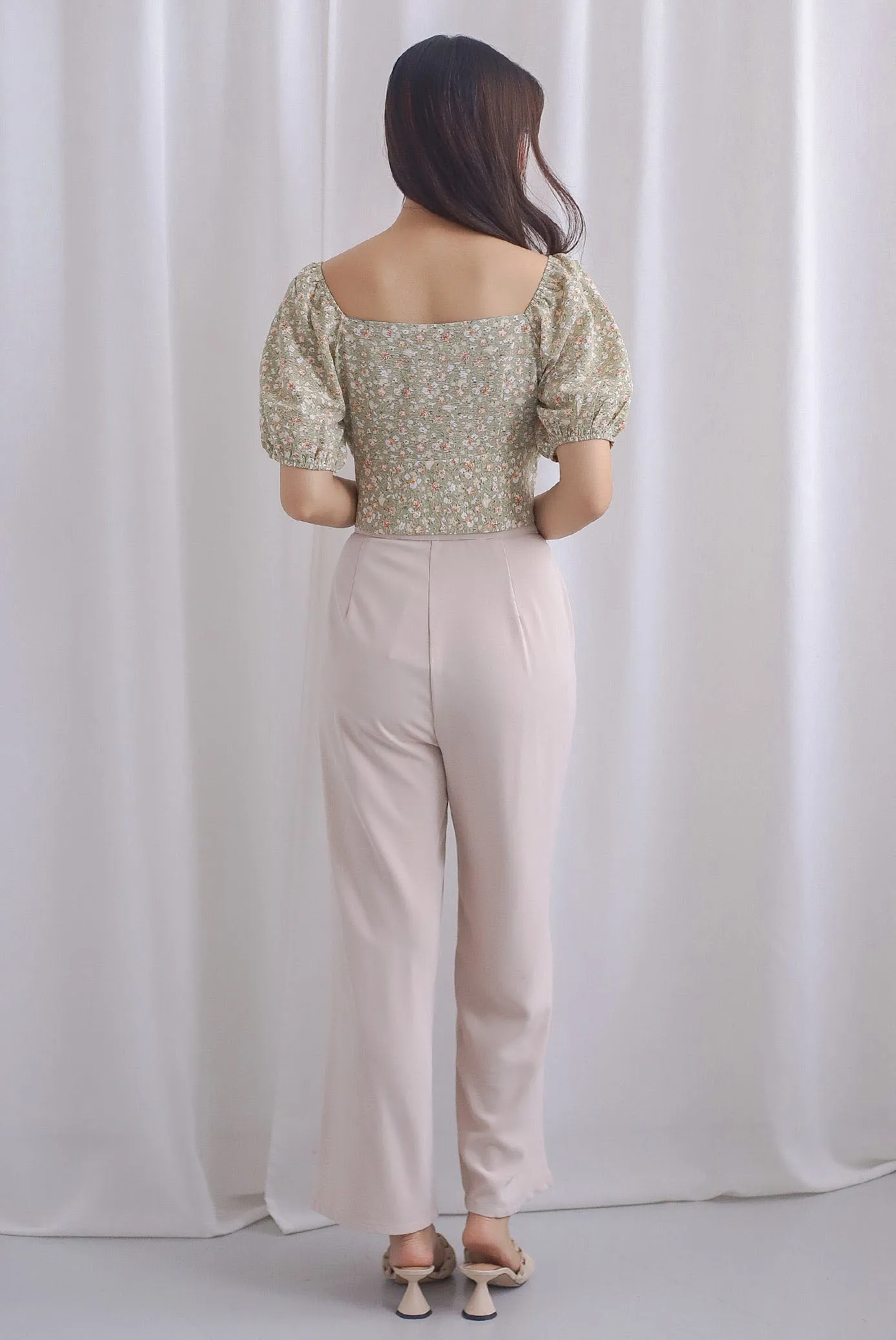 Kate Floral Textured Ruched Front Top In Green