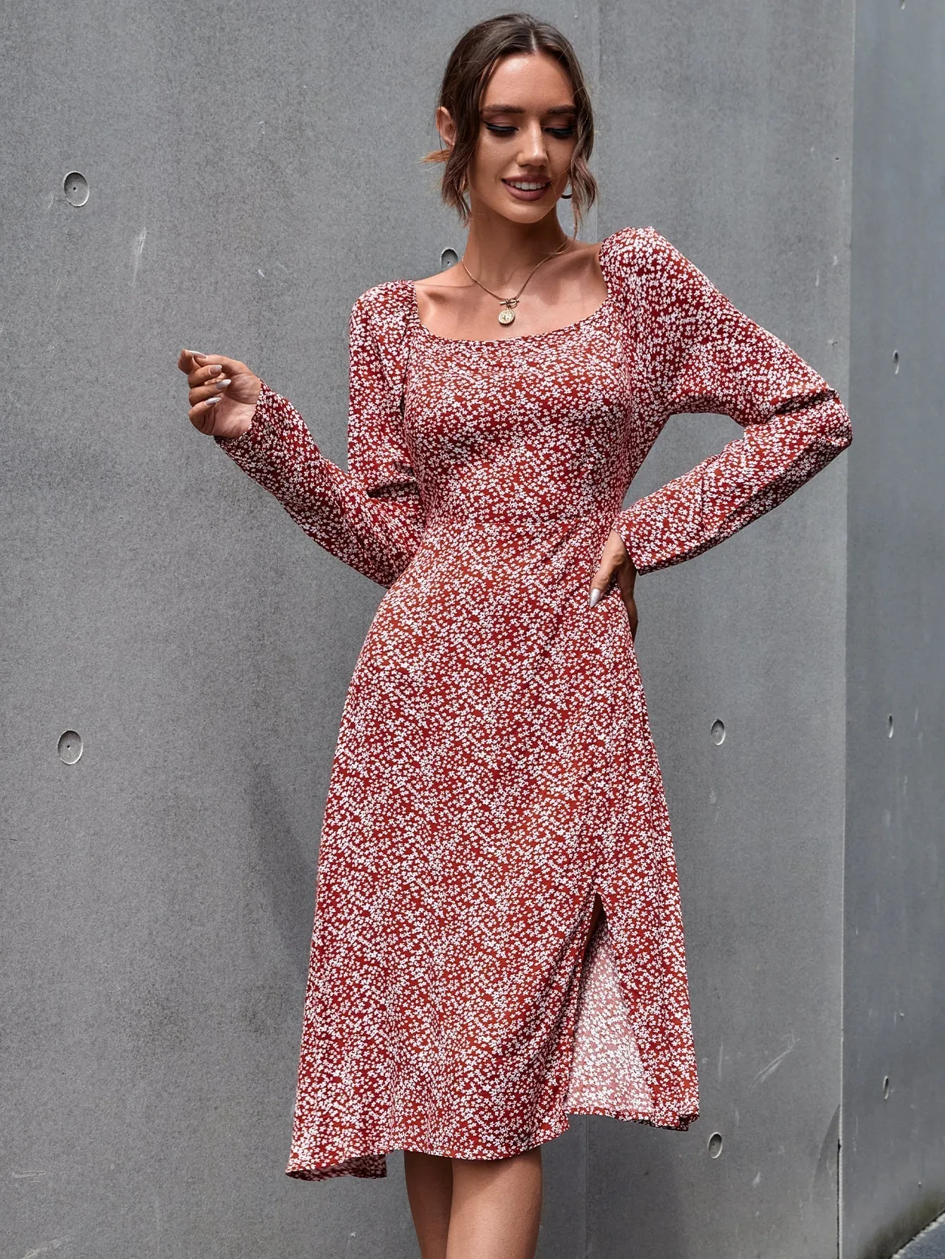 KittenAlarm - Ditsy Floral Split Hem Dress
