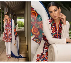 Latest Pakistani Fashion by Sana Safinaz Model# W 1646