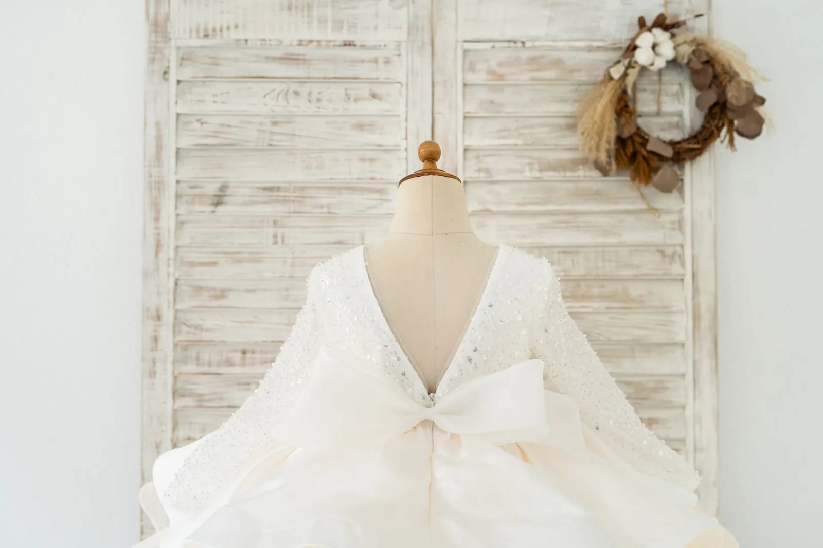 Long Sleeves V Back Crystal Beaded Champagne Tulle TUTU Wedding Flower Girl Dress