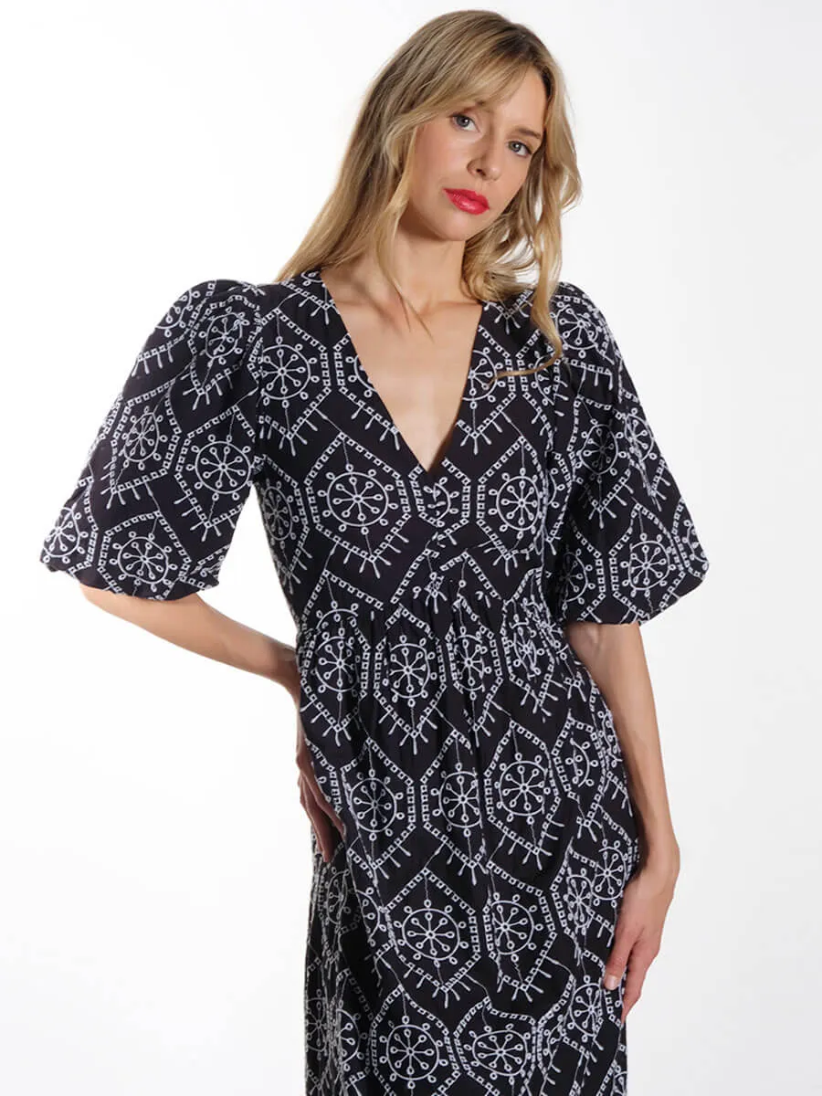 Nuevelyn Dress - Black
