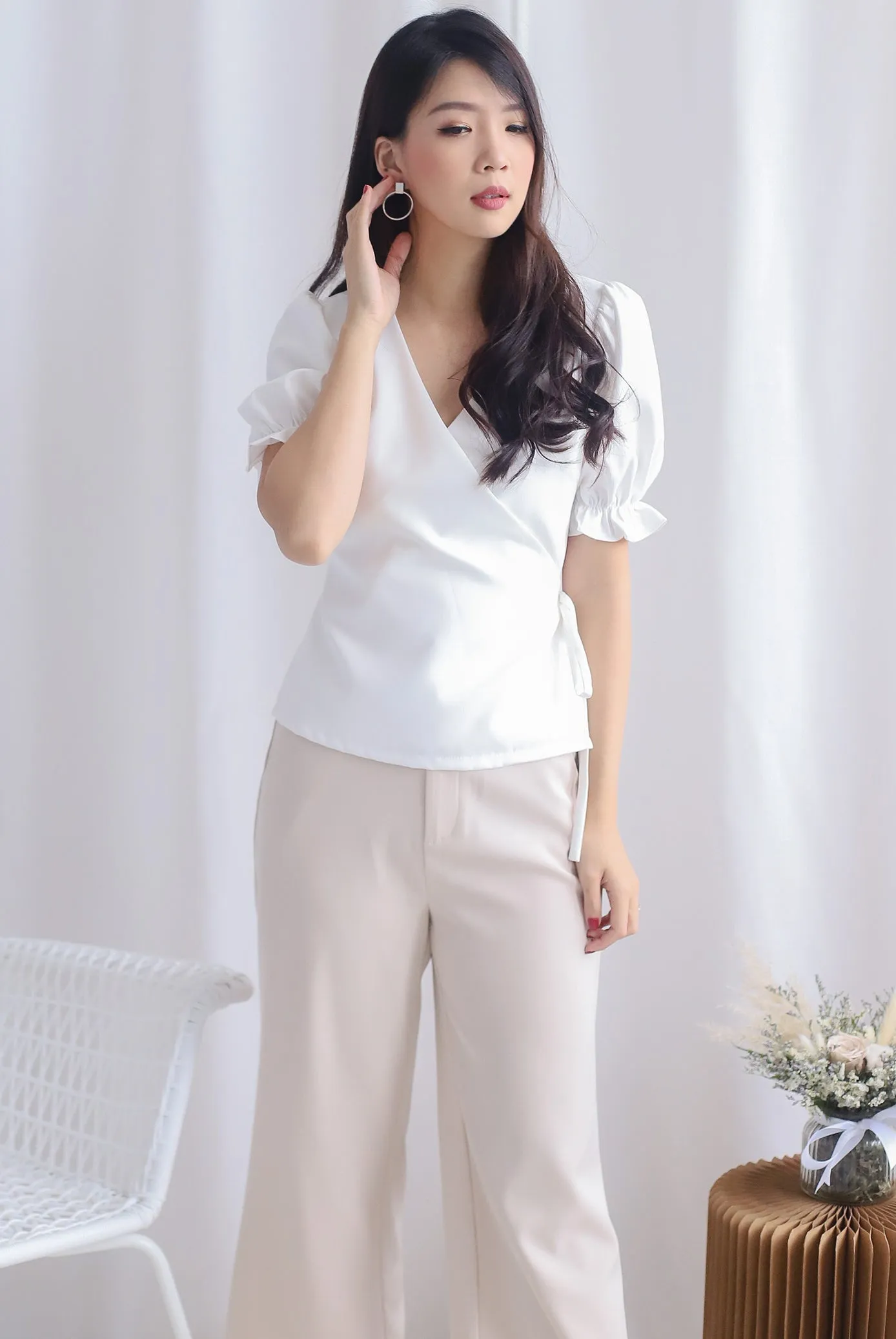 Oaklee Puffy Sleeve Wrap Top In White