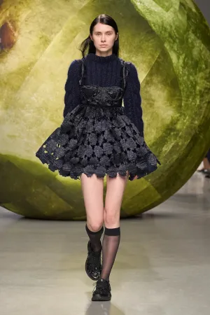 ONIQUE | DRESS MAGNOLIA EMBROIDERY NAVY