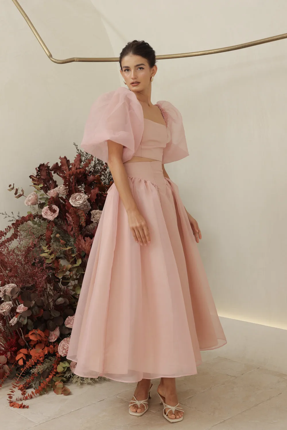 PERLA SET Puff Sleeve Top with Baroque Style High Waist Midi SkirT (Blush Matte Organdy)