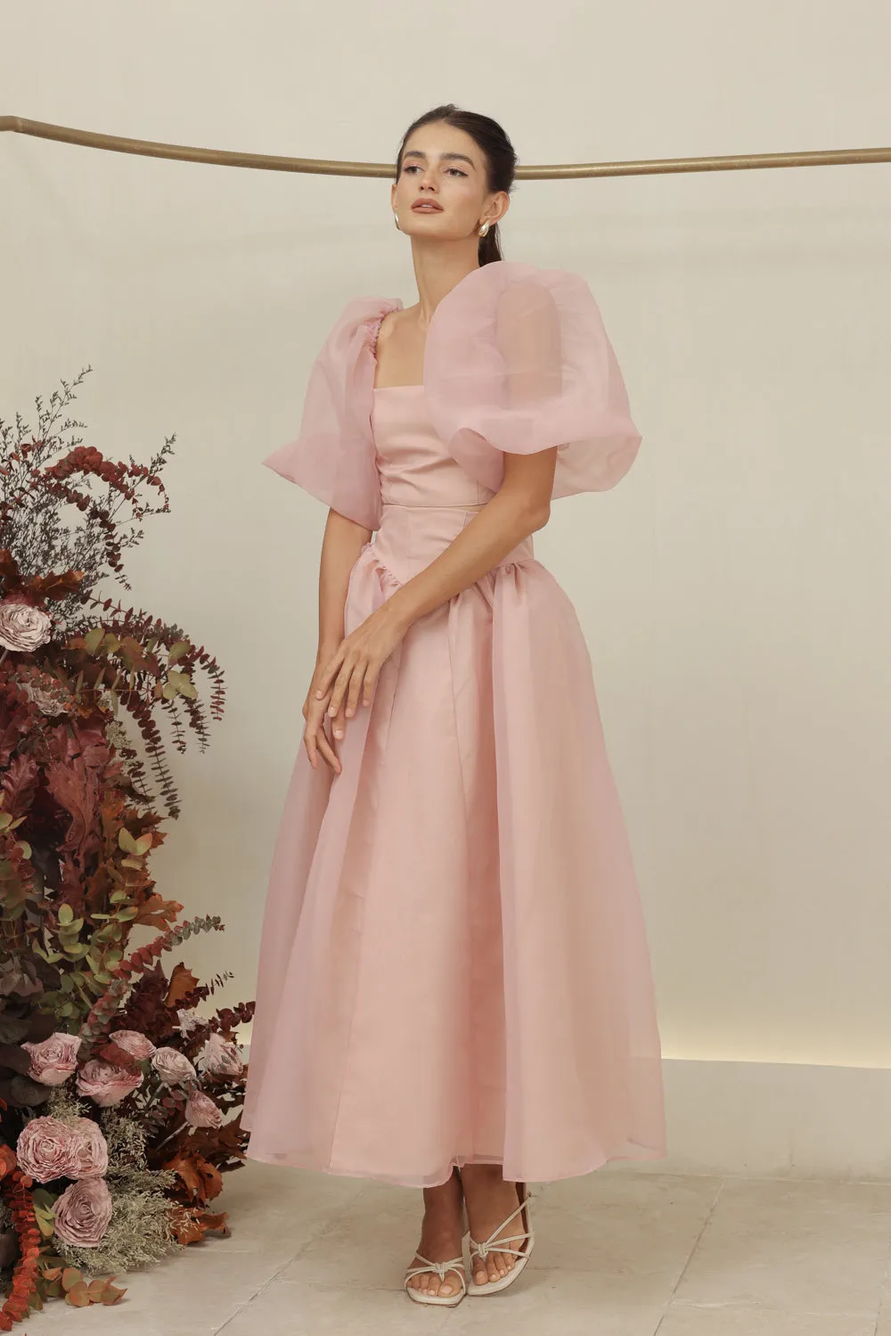 PERLA SET Puff Sleeve Top with Baroque Style High Waist Midi SkirT (Blush Matte Organdy)