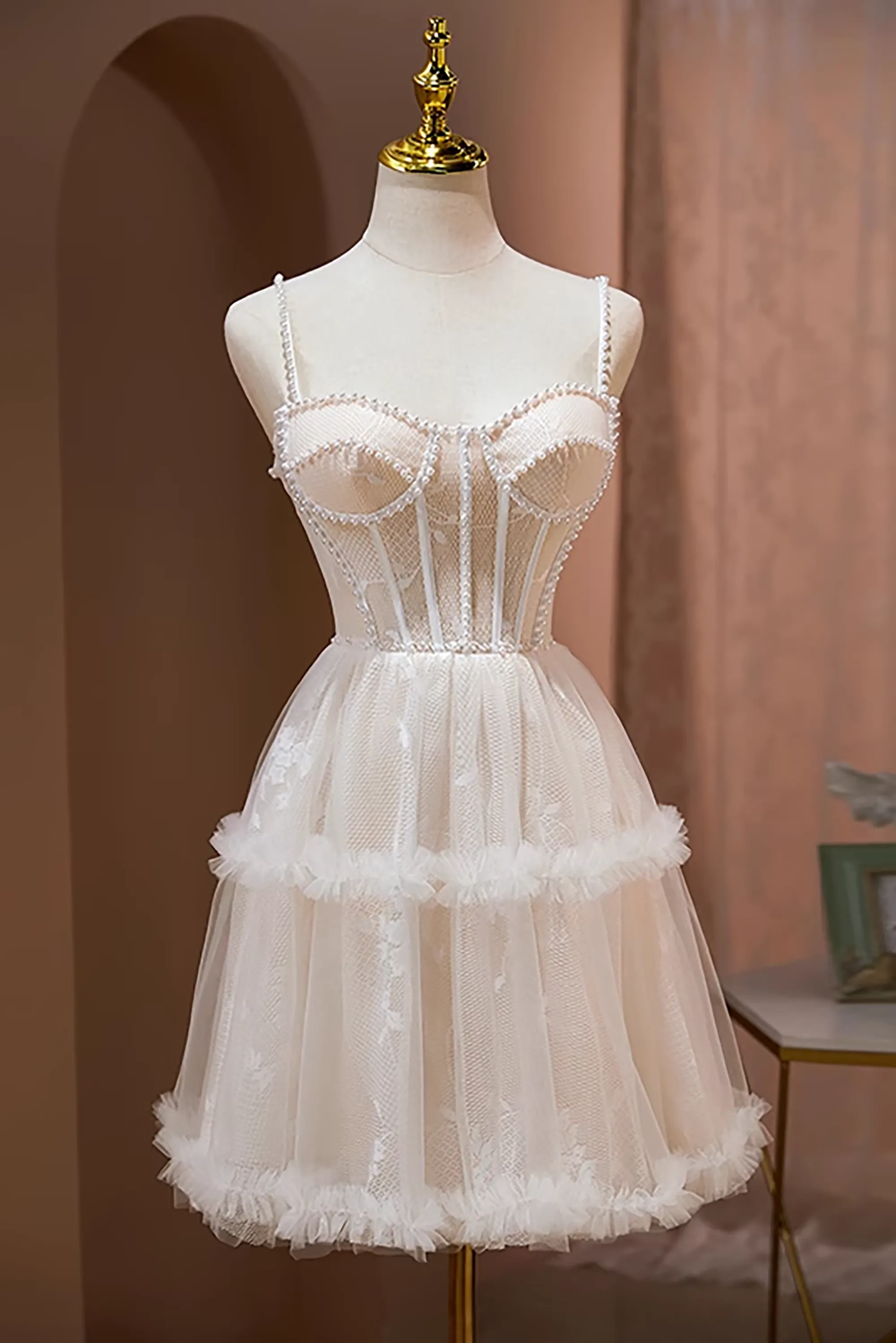 Pink Spaghetti Straps Beading Tulle Homecoming Dresses