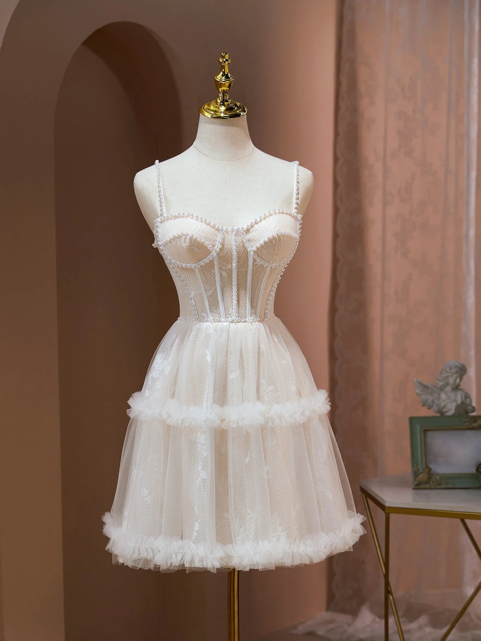 Pink Spaghetti Straps Beading Tulle Homecoming Dresses