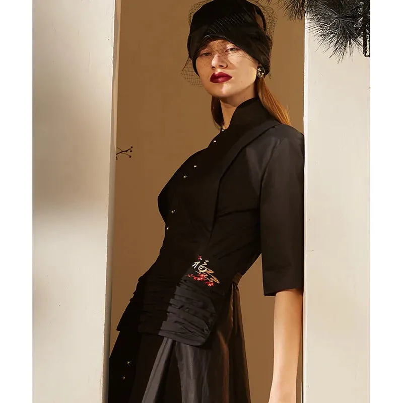 Rimless Embroidered Waist Belt