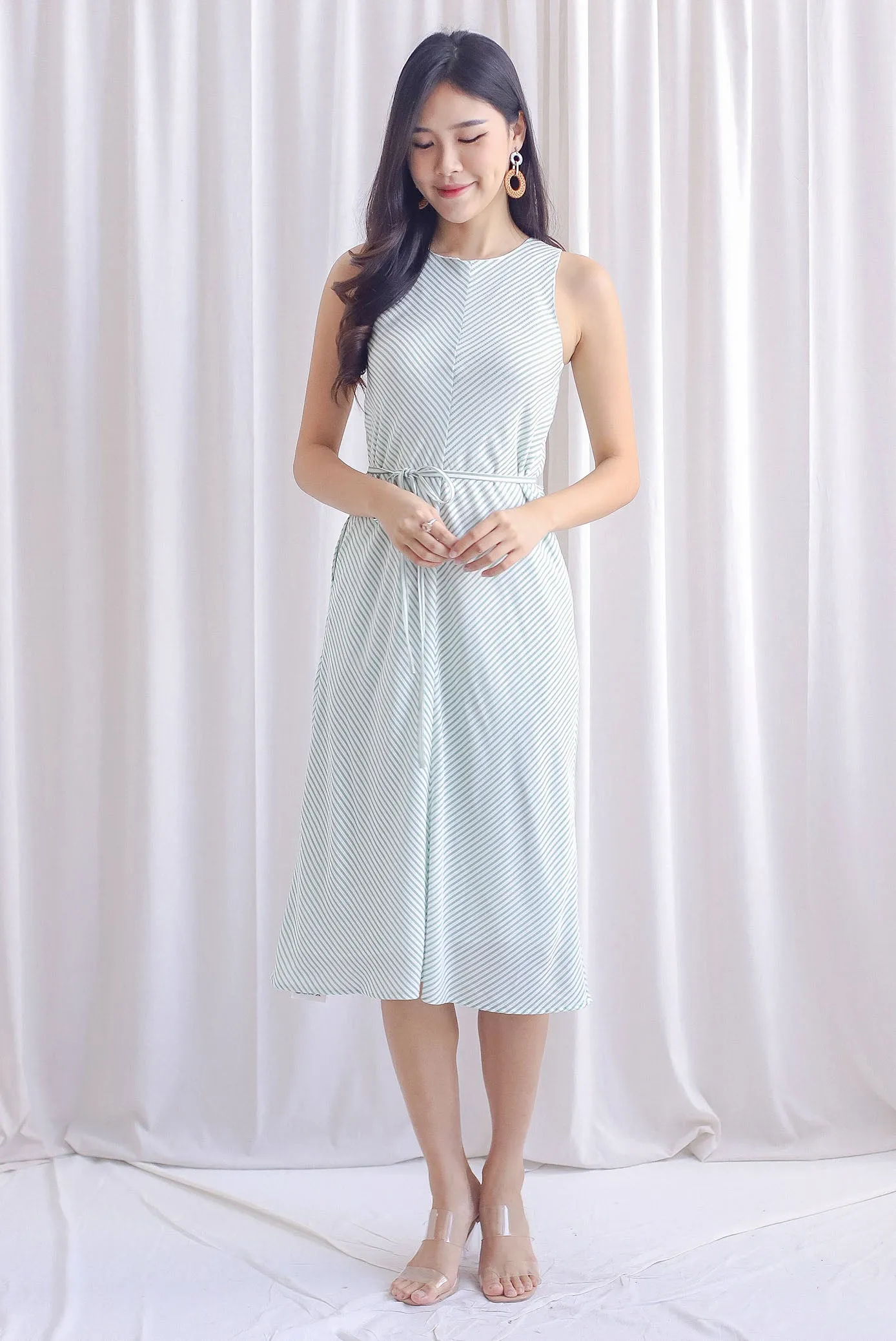 Roztte Stripes Two Way Midi Dress In Green