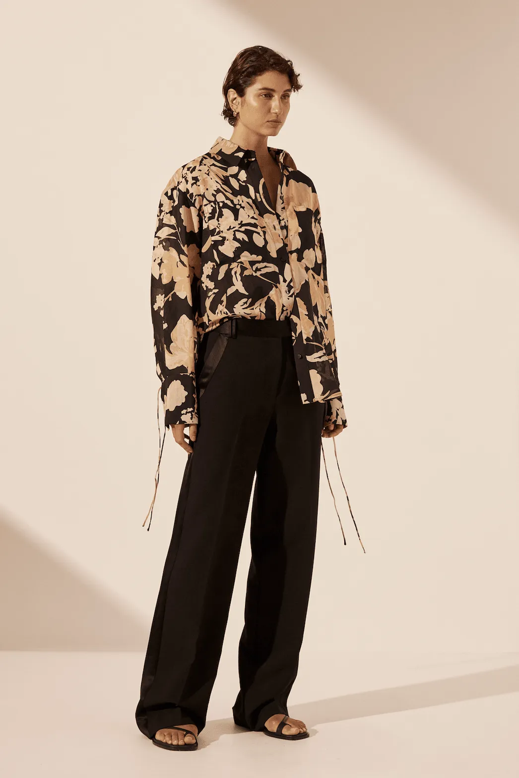 SHONA JOY Xenia Oversized Patch Pocket Shirt - Black/Apricot