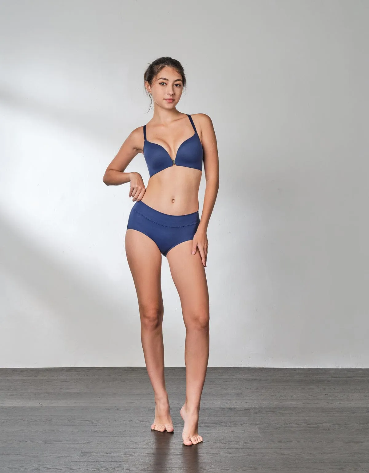 SIGNATURE Front Closure Light Push Up Non Wired Bra