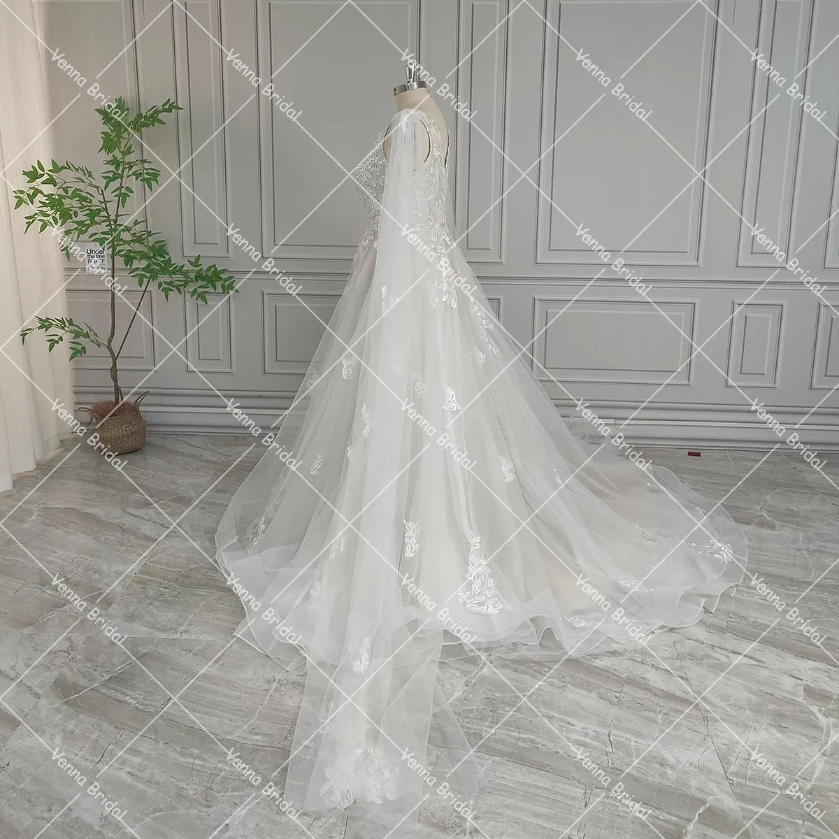 Sleeveless A Line Deep V Neck Customized Floral Appliqued Embroidered Lace Detachable Cape Tulle Plus Size Wedding Party Dress