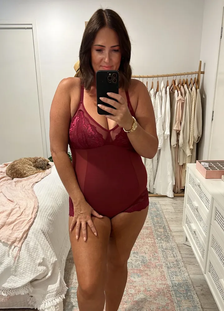 Spot Lace Smooth Shapewear Bodysuit