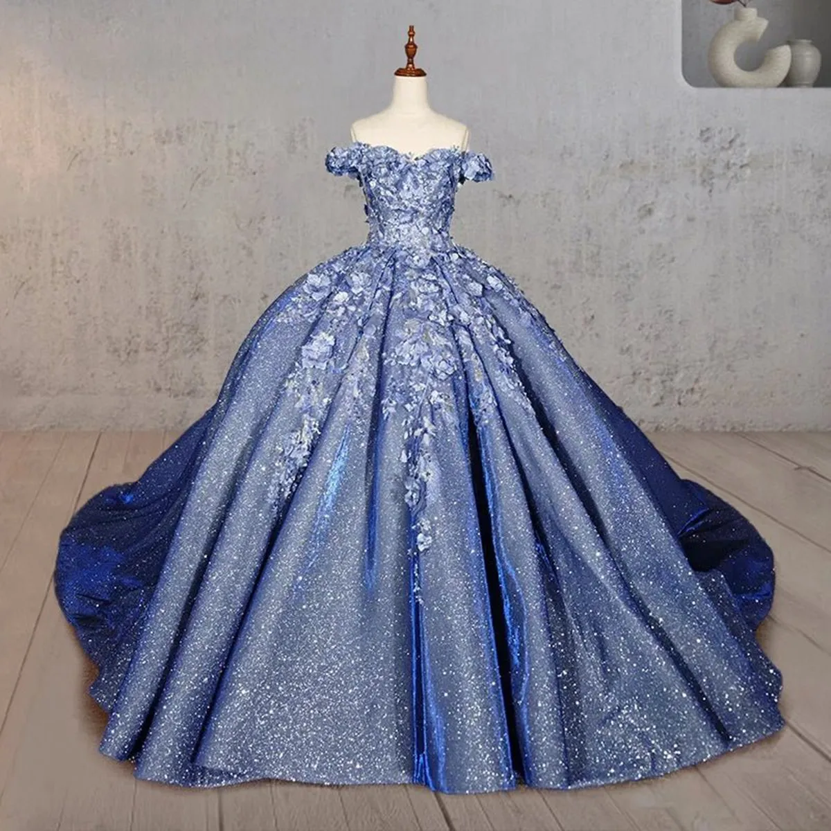 Sweetheart A-line Off-the-shoulder Quinceanera Dresses with 3D Flower and Pearls