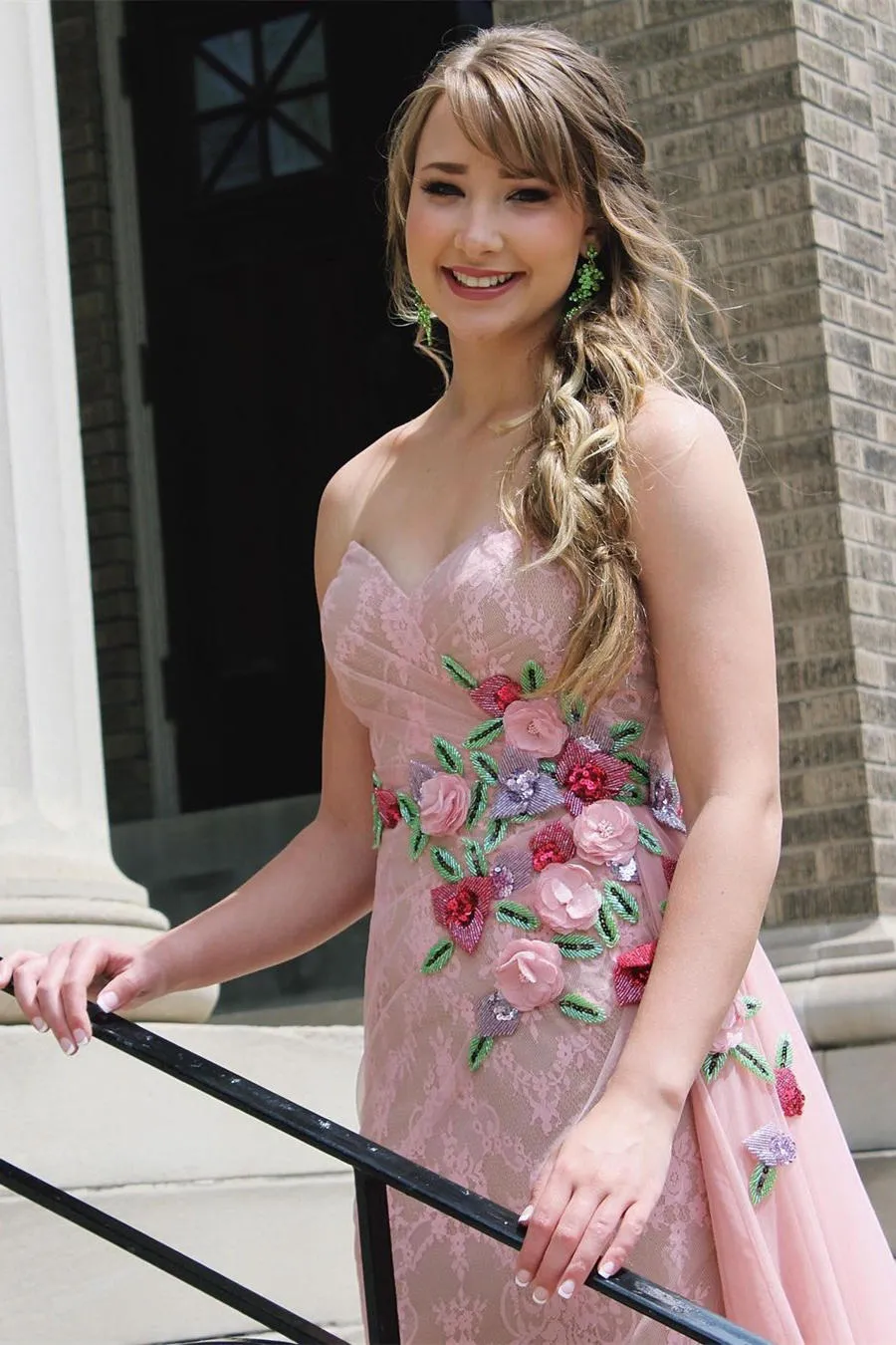 Sweetheart Floral Embroidery Pink Prom Dress with Train