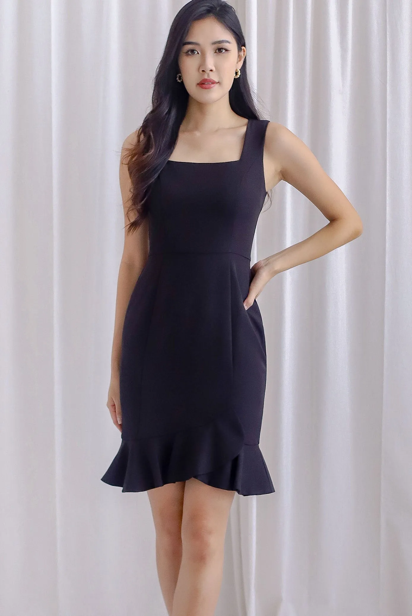 TDC Balthana Stacked Hem Mermaid Dress In Black