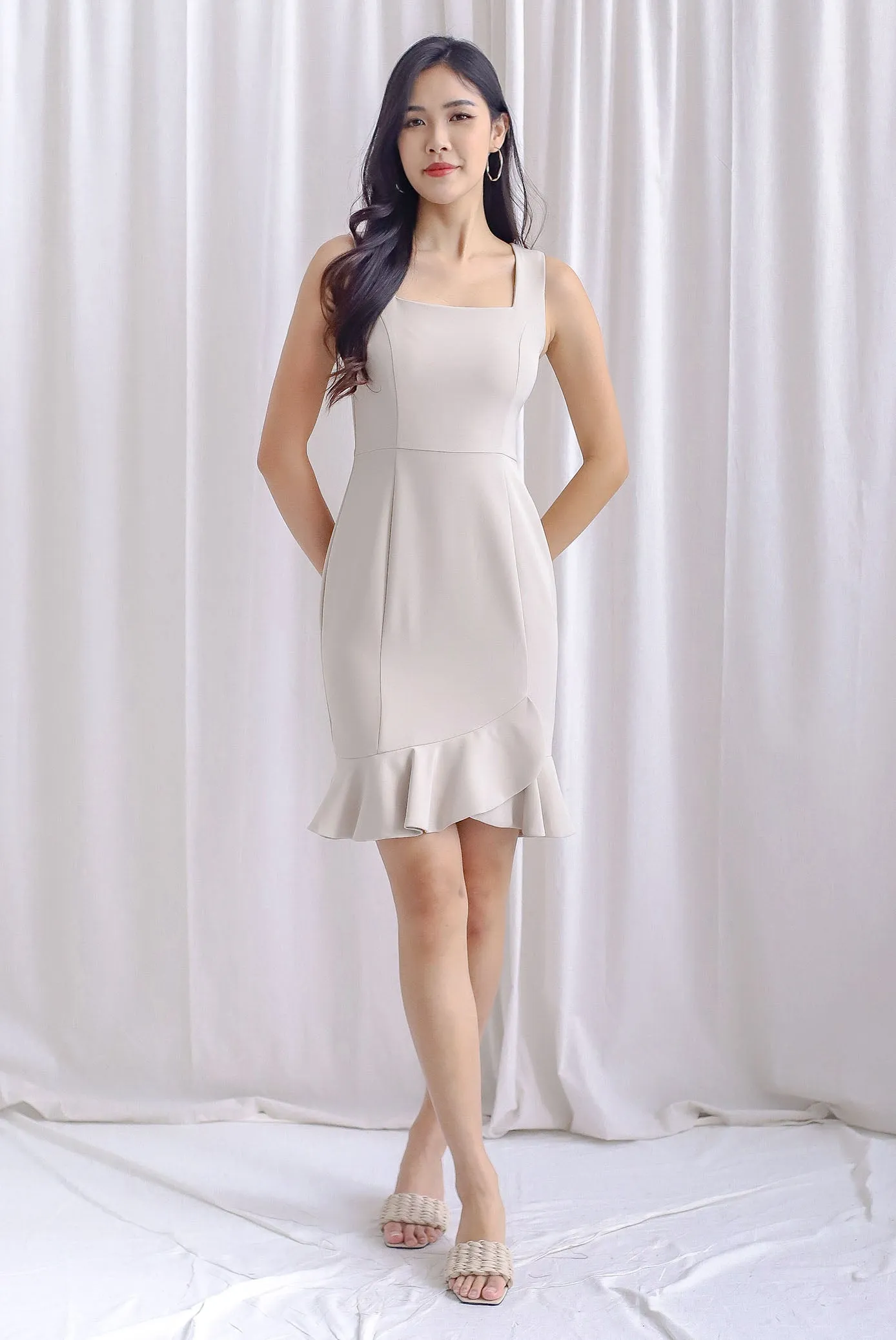 TDC Balthana Stacked Hem Mermaid Dress In Ivoy