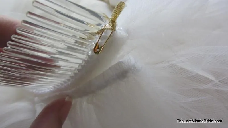 The Last Minute Bride Veil Collection Style: 37-2852