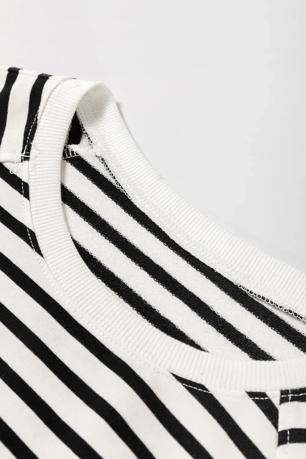 Tiyah Slit Striped Round Neck Long Sleeve Sweatshirt