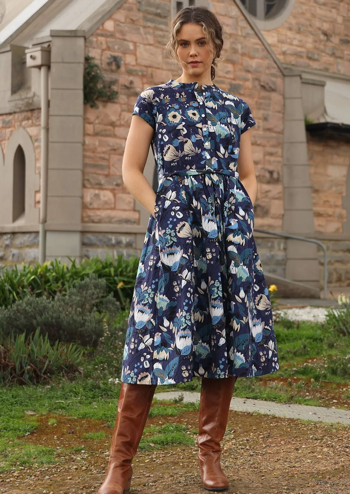 Vivien Dress Protea