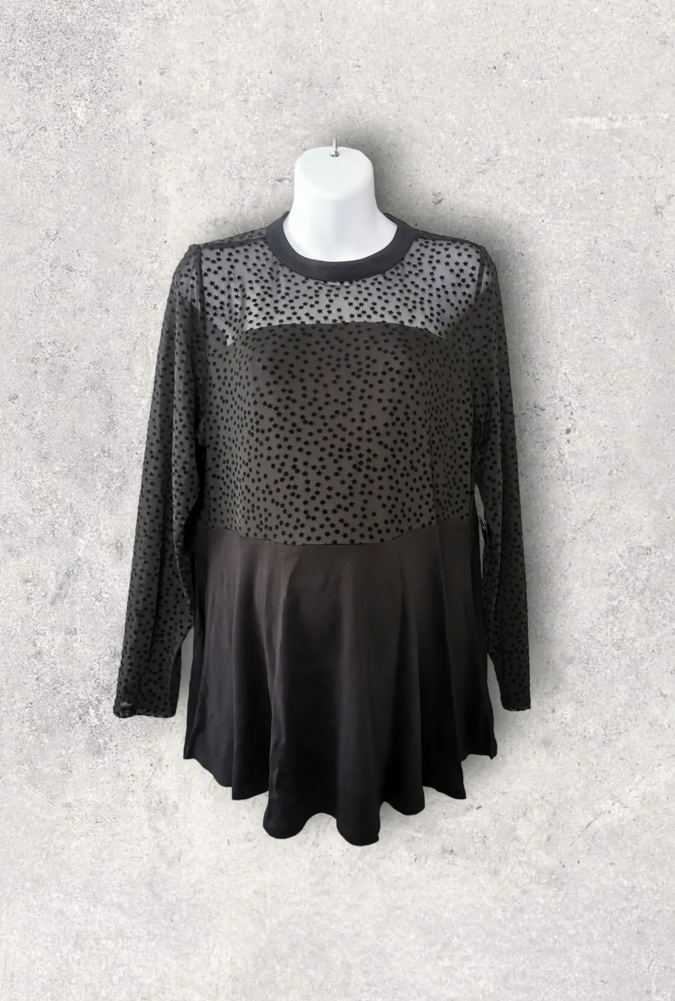 WOMENS PLUS SIZE 2X (18-20) TORRID, Black Sheer Dress Top NWT B20